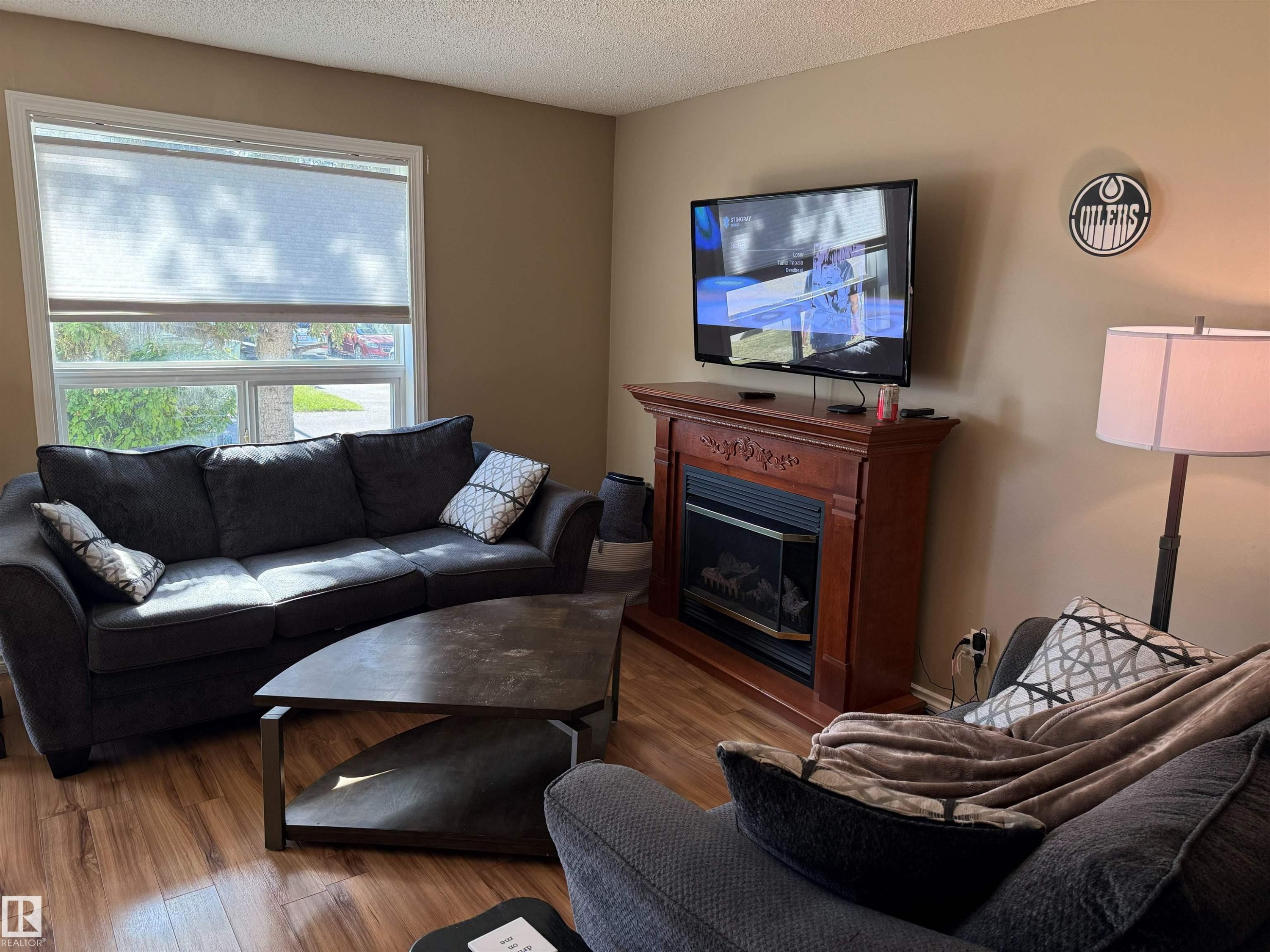 18207 74 Avenue Nw, Edmonton, AB