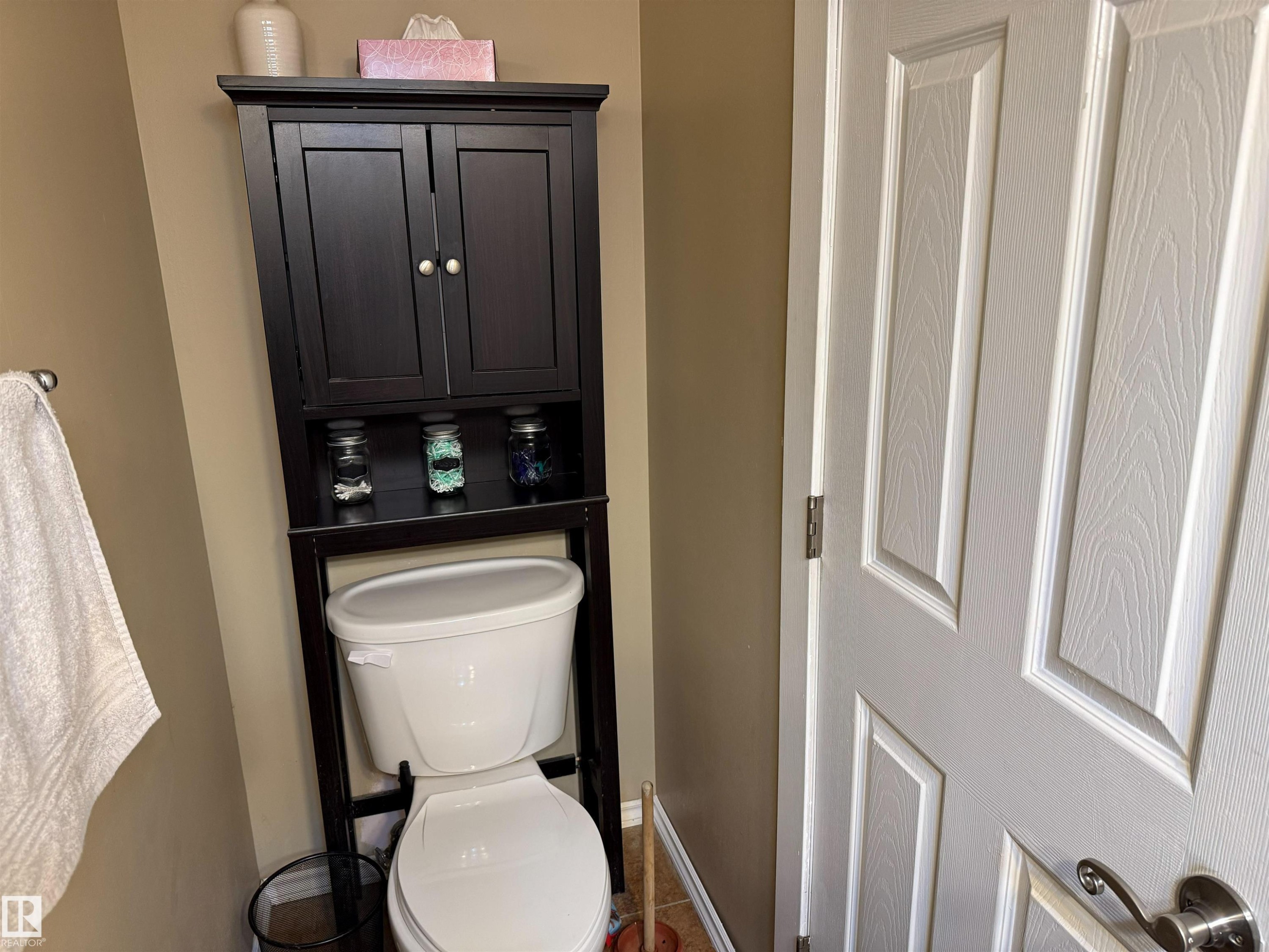 18207 74 Avenue Nw, Edmonton, AB