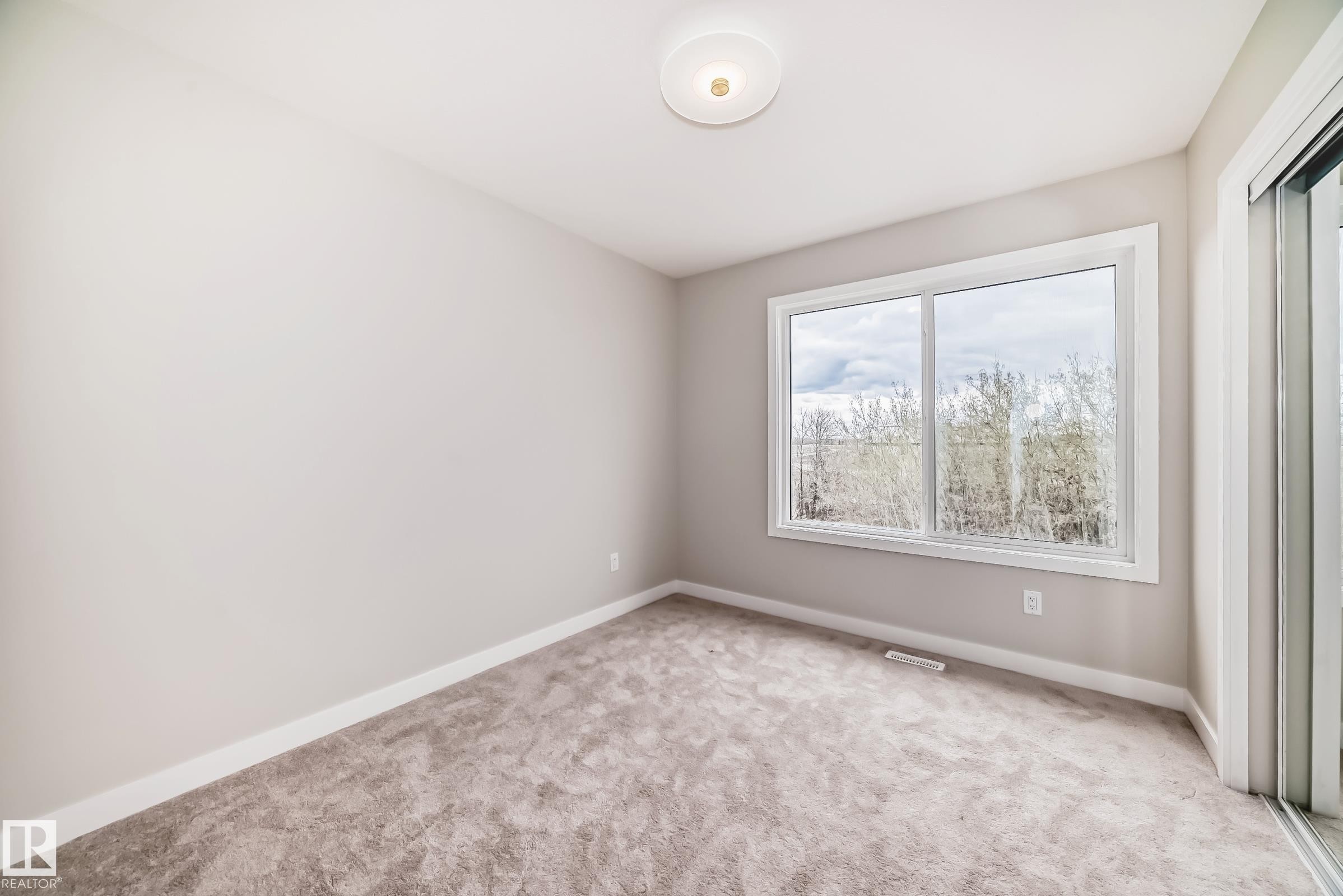 2617 62 Street Sw, Edmonton, AB