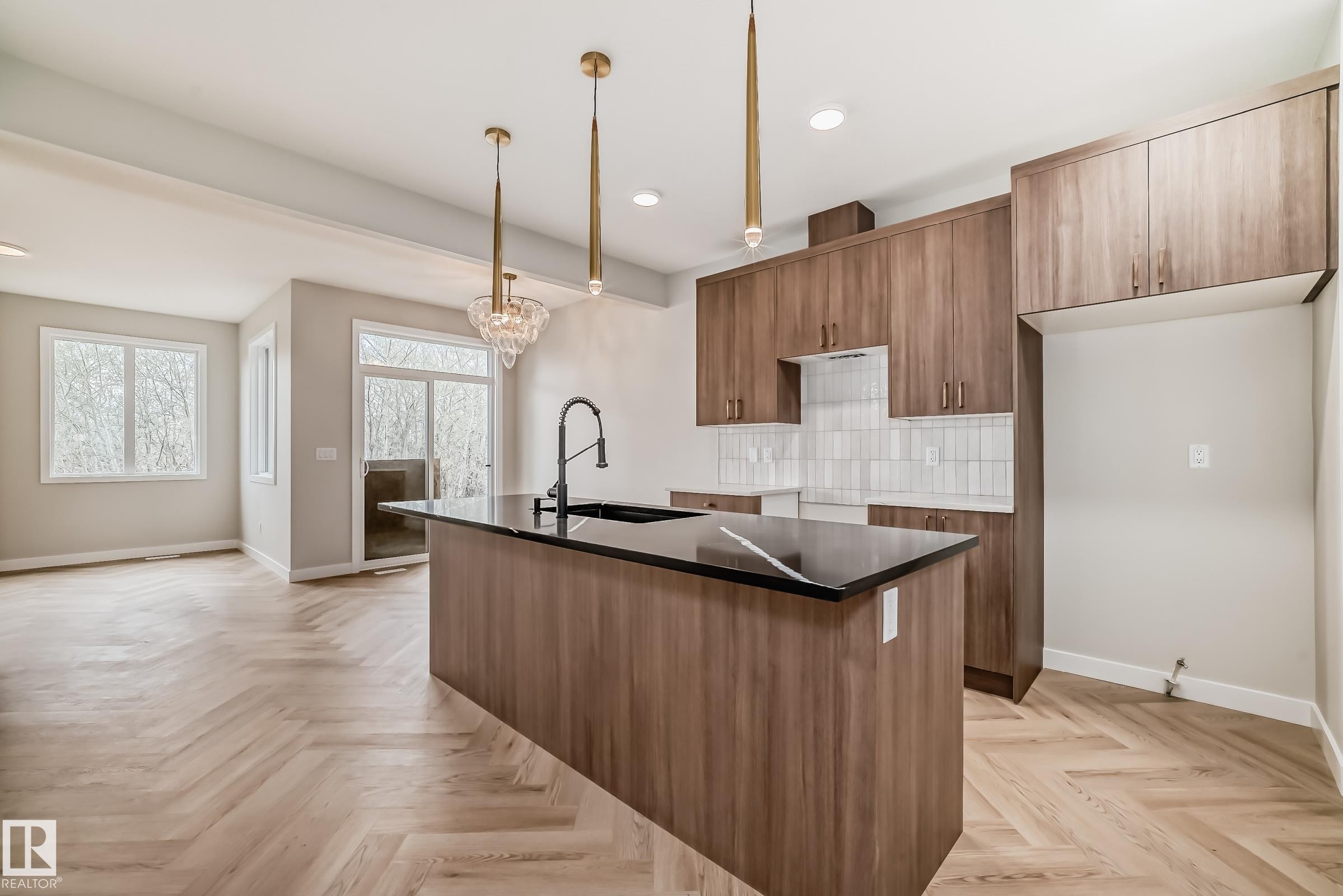 2617 62 Street Sw, Edmonton, AB