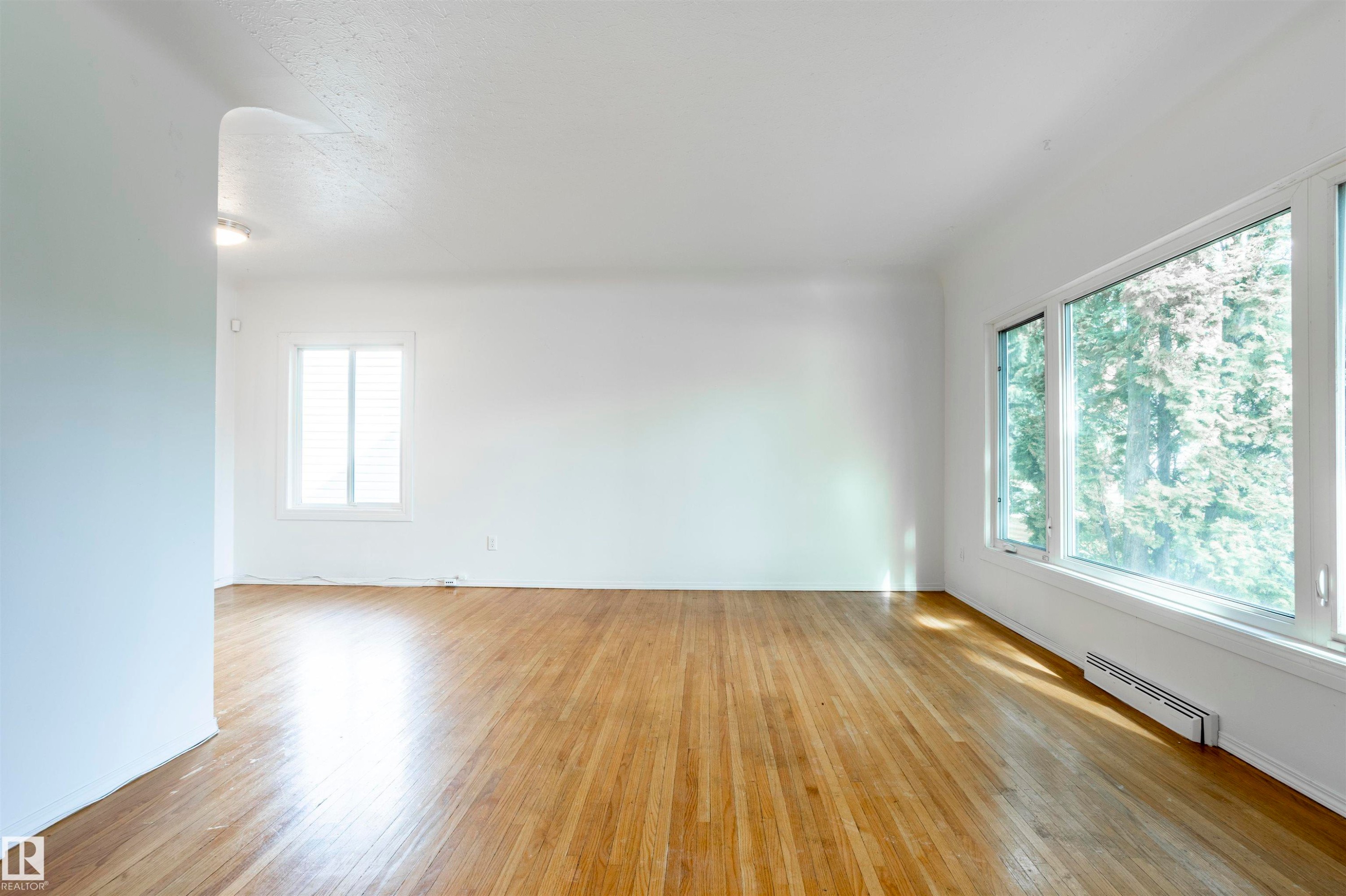 13716 115 Avenue Nw, Edmonton, AB