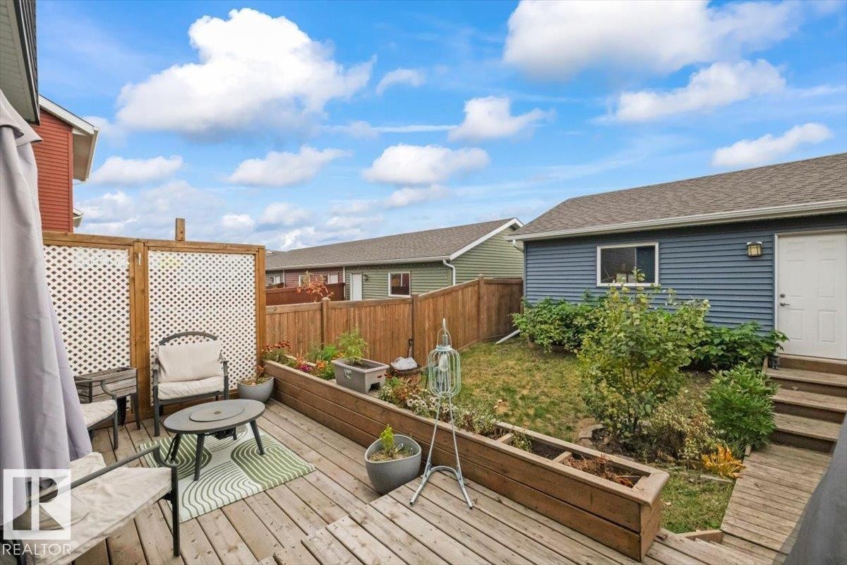 2675 Maple Way Nw, Edmonton, AB
