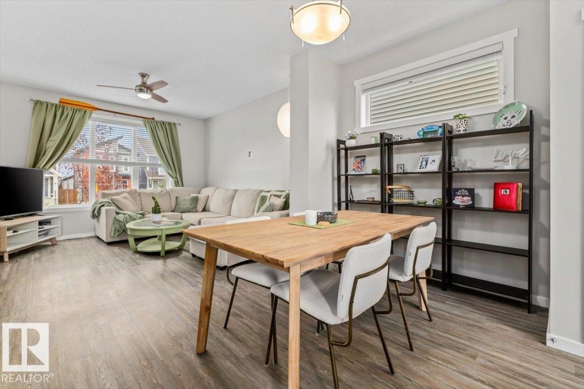 2675 Maple Way Nw, Edmonton, AB