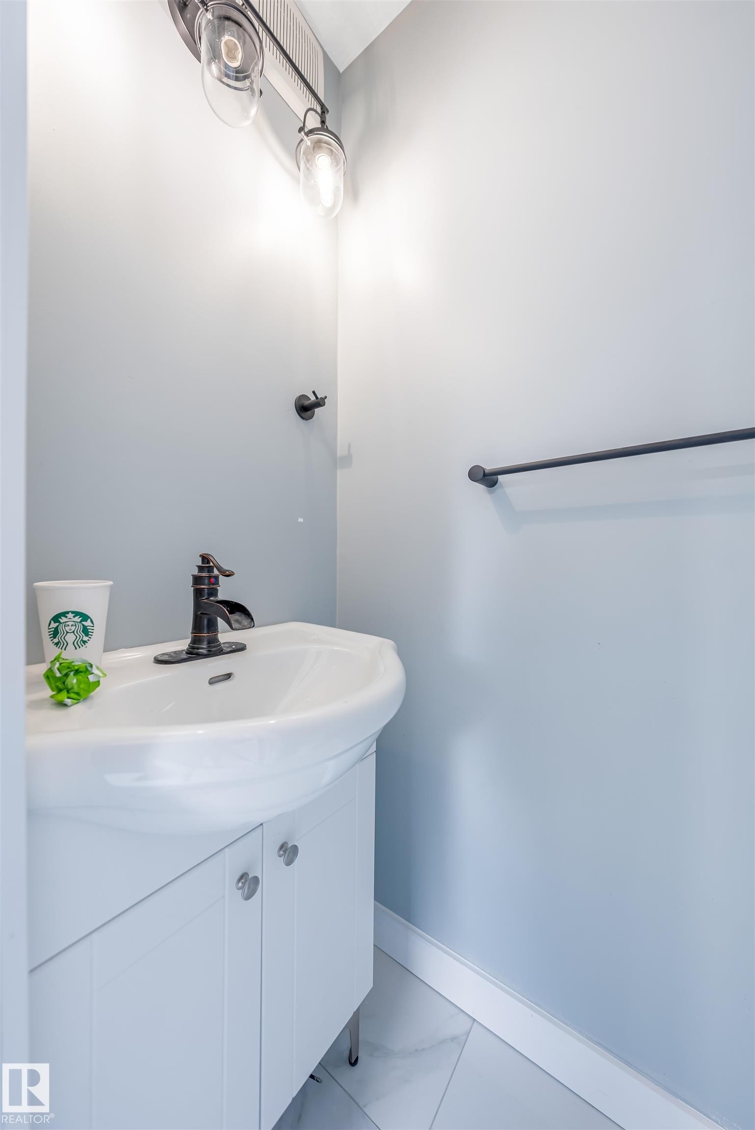 13423 112 Street Nw, Edmonton, AB