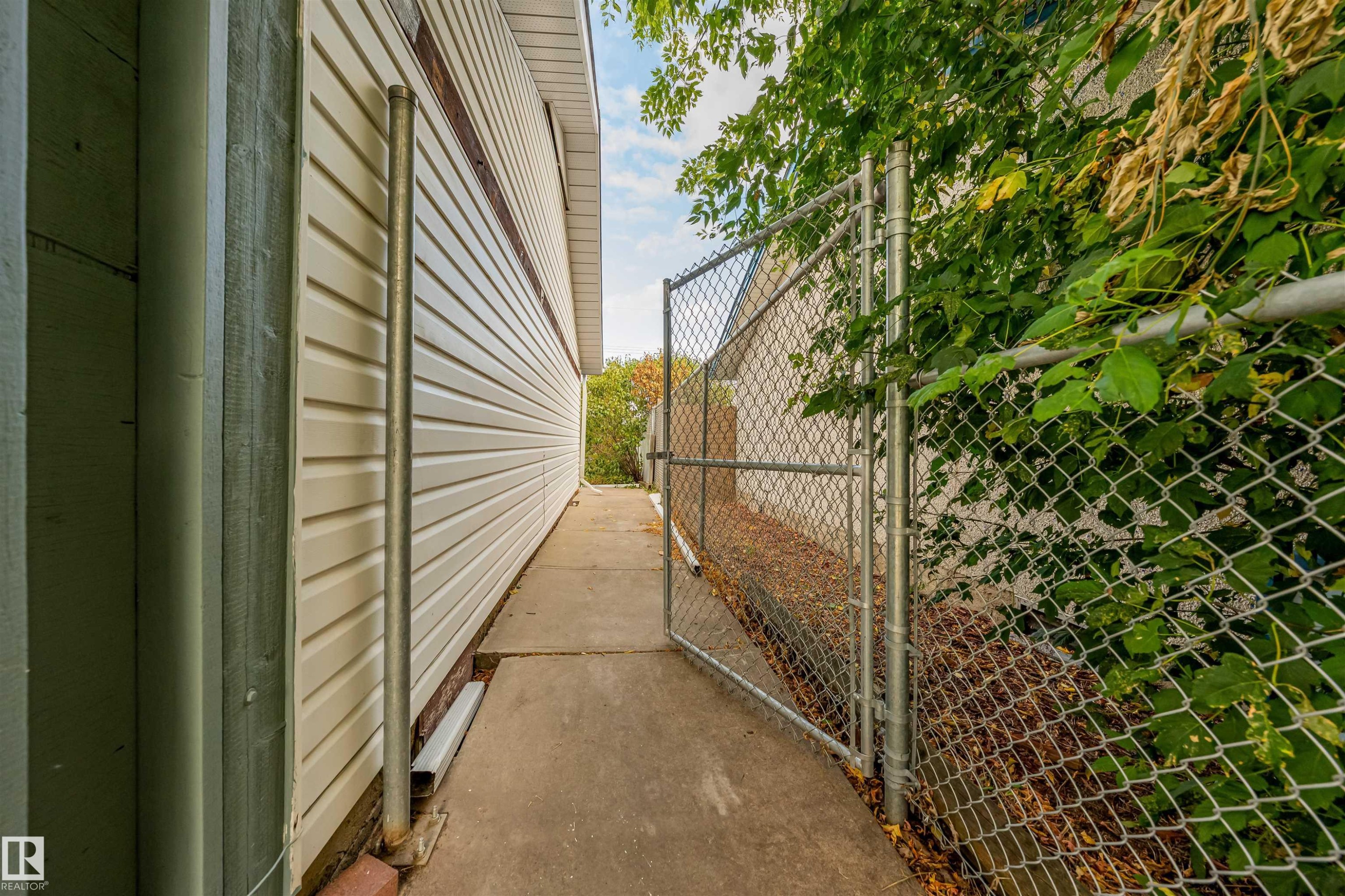 13423 112 Street Nw, Edmonton, AB