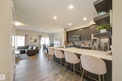 9932 223 Street NW Edmonton, AB T5T 7L7