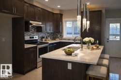 11903 37 Street NW Edmonton, AB T5W 2B9
