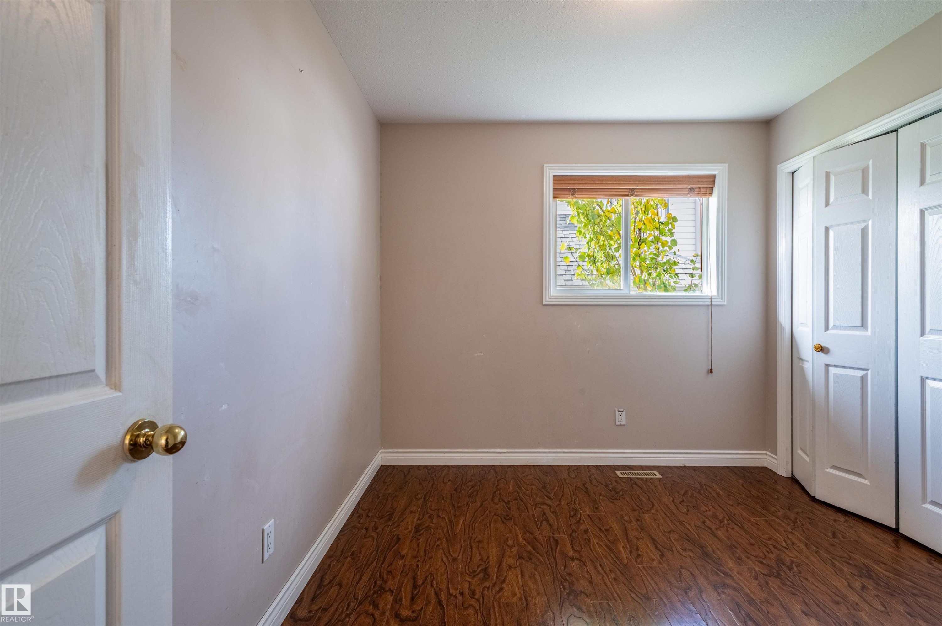 4909 57 Avenue, Stony Plain, AB