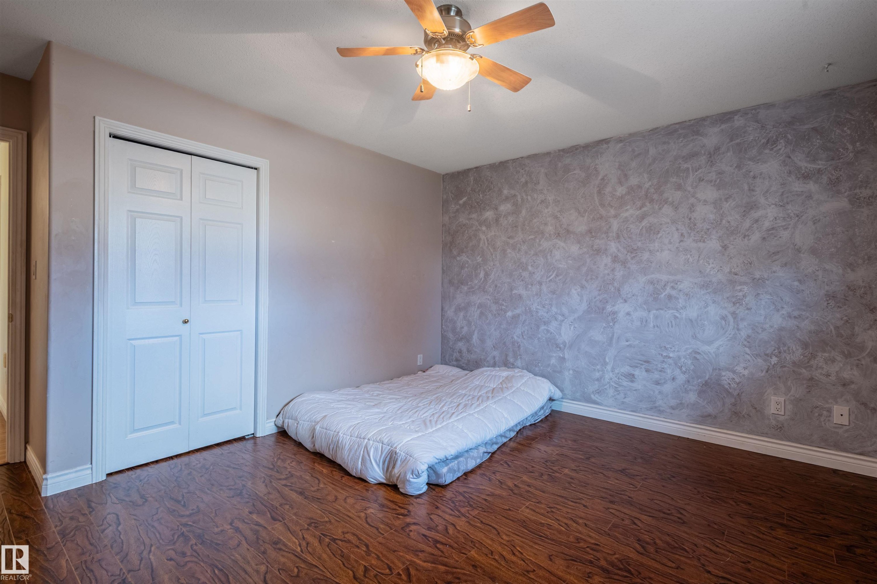 4909 57 Avenue, Stony Plain, AB