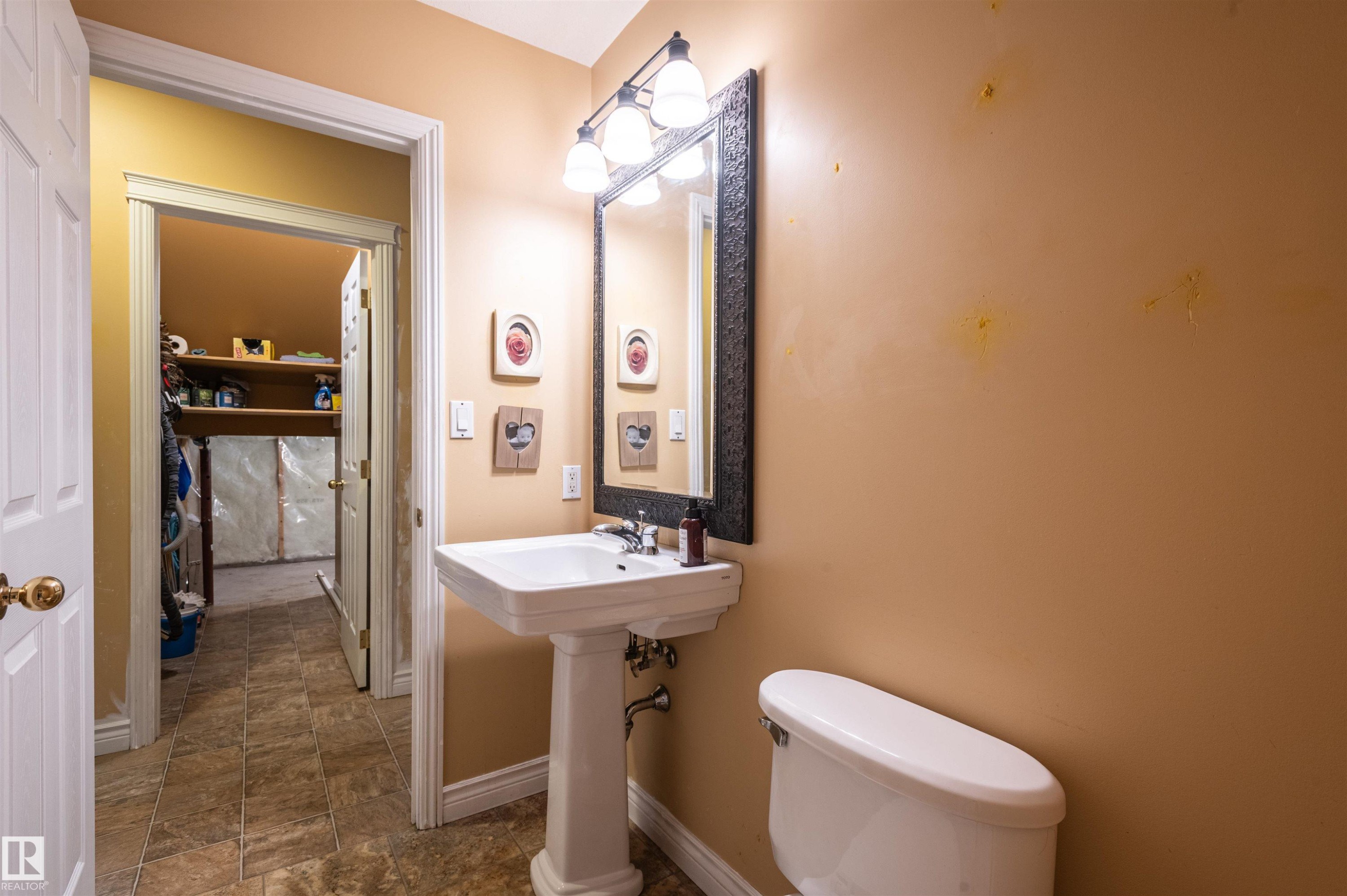 4909 57 Avenue, Stony Plain, AB