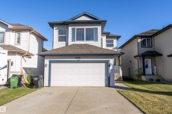 8419 2 Avenue SW Edmonton, AB T6X 1H5