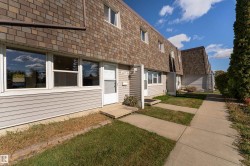 113 VILLAGE ON THE GREEN Green NW Edmonton, AB T5A 1H2