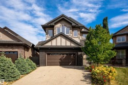 2422 WARRY Place SW Edmonton, AB T6W 0P1