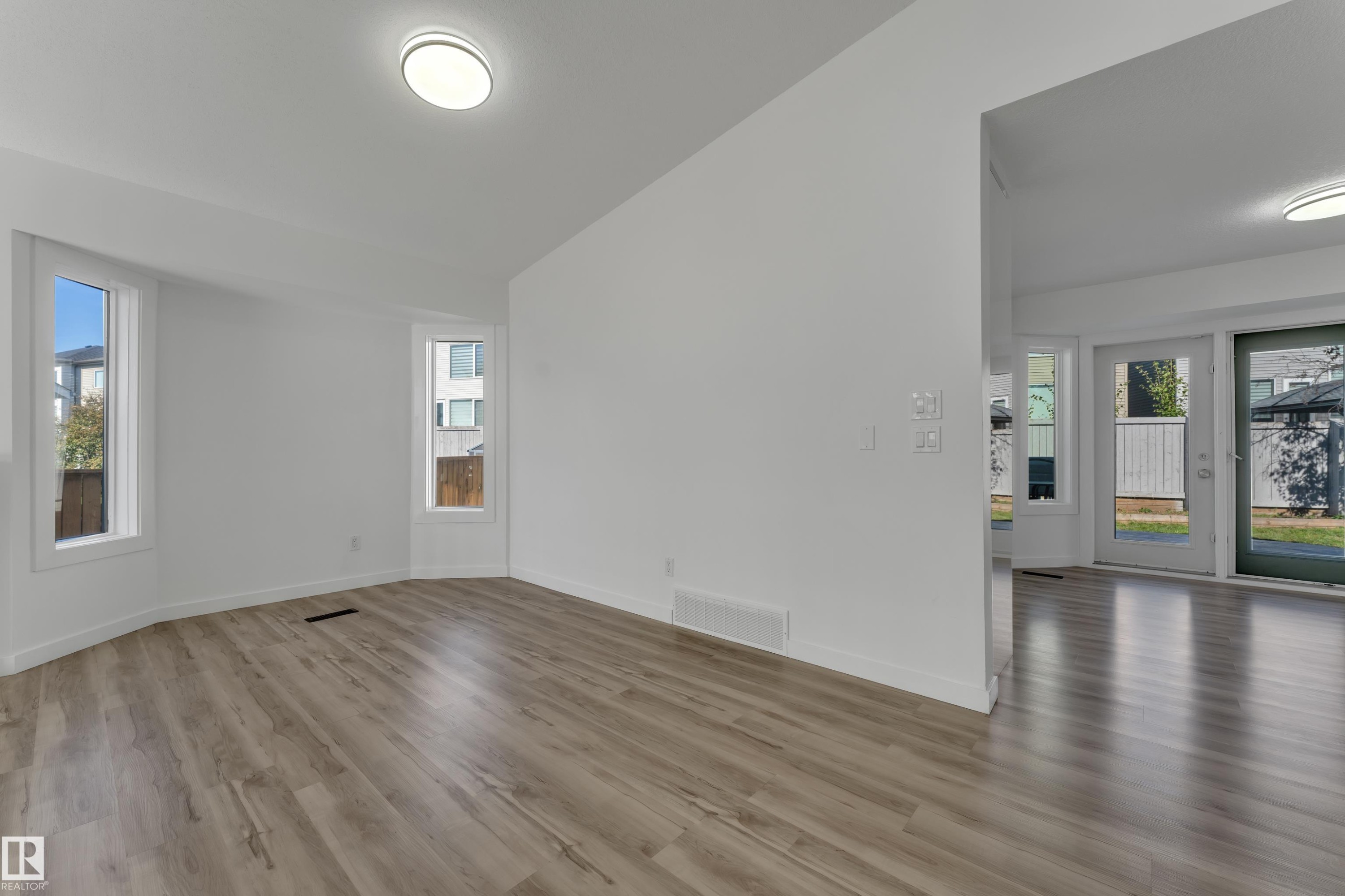 10018 173 Avenue Nw, Edmonton, AB