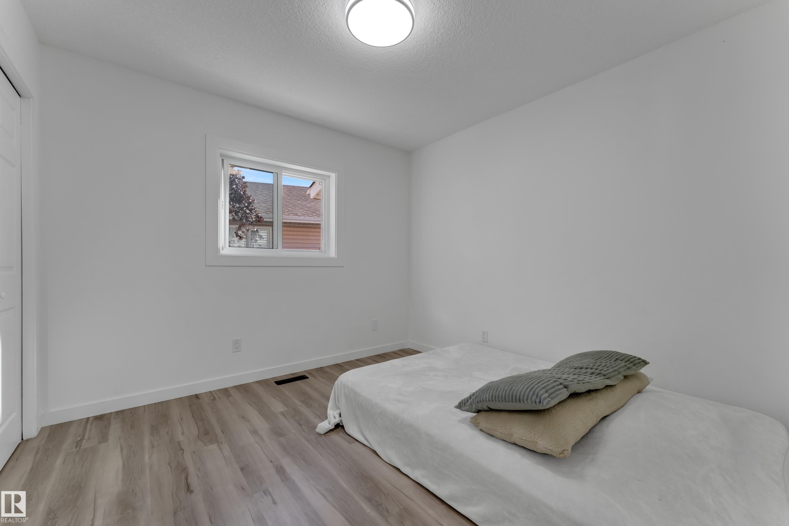 10018 173 Avenue Nw, Edmonton, AB