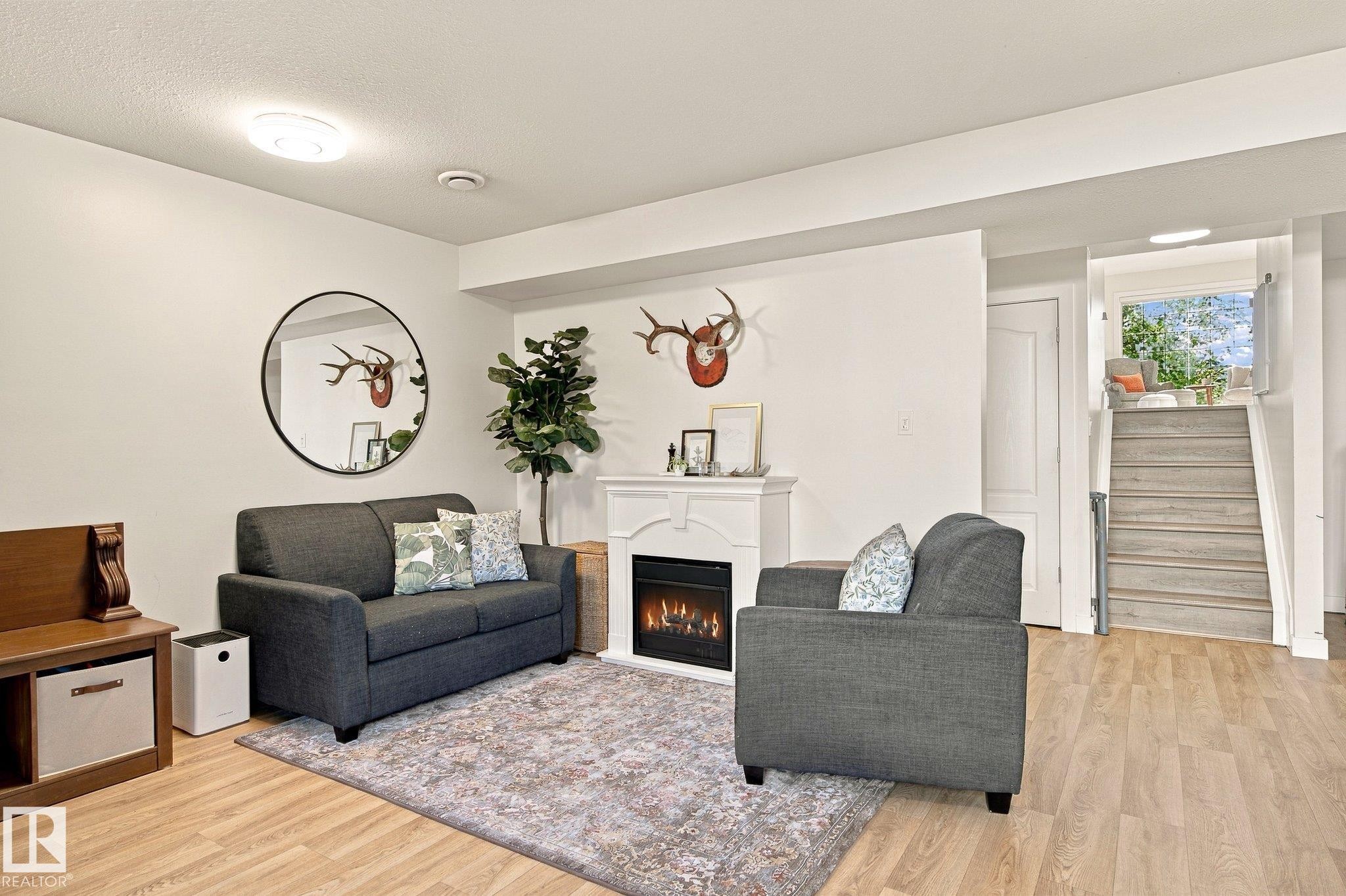 1908 36 Avenue Nw, Edmonton, AB