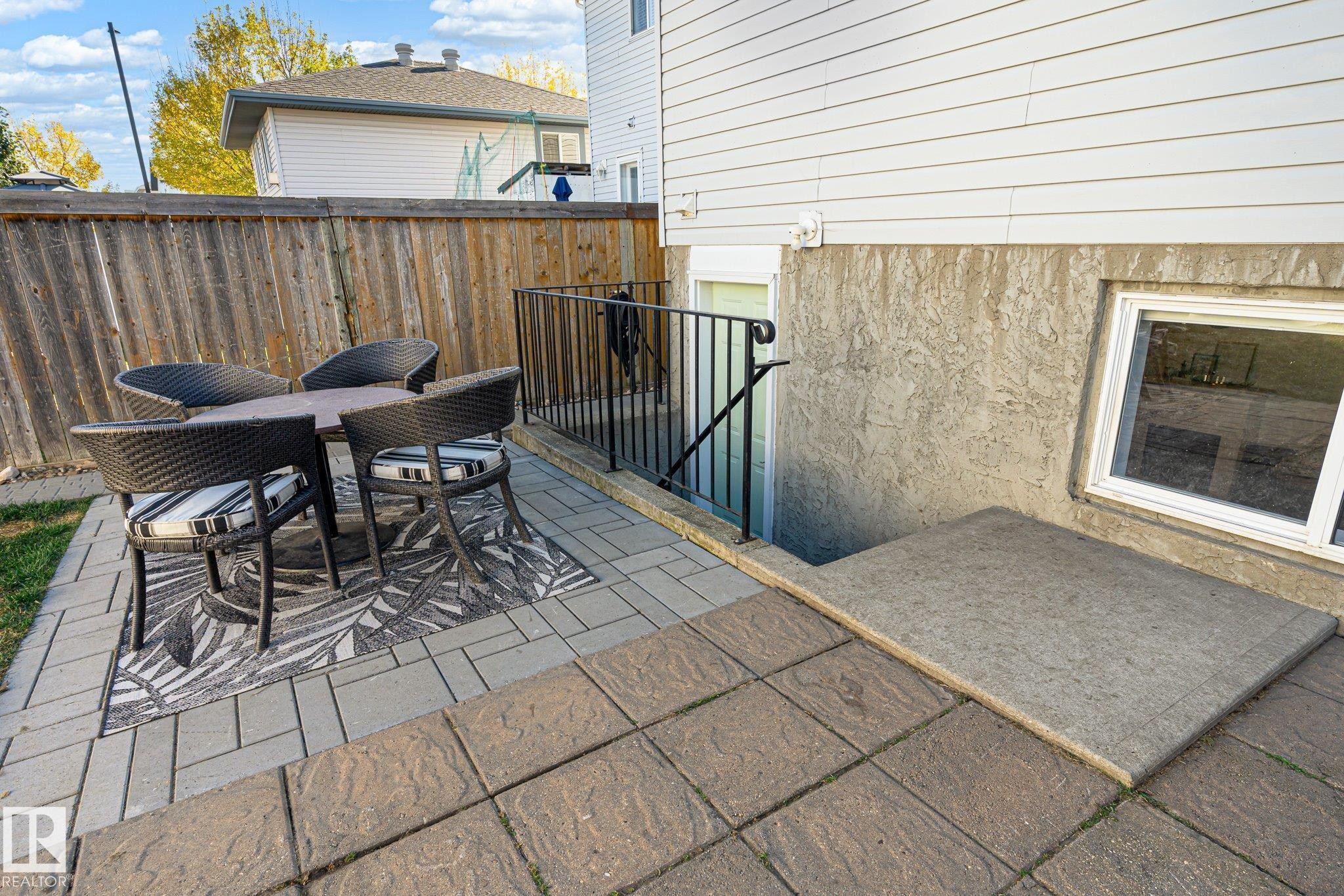 1908 36 Avenue Nw, Edmonton, AB