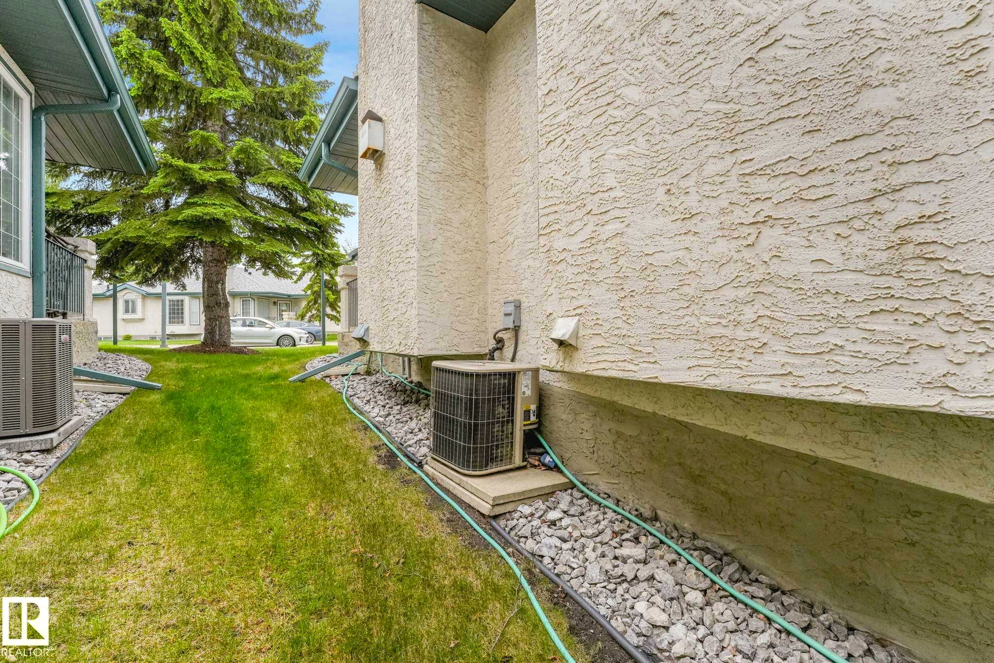 122 Haddow Close Nw, Edmonton, AB
