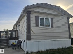 3213 Lakewood Close Northwest Edmonton, AB T5S 1T5
