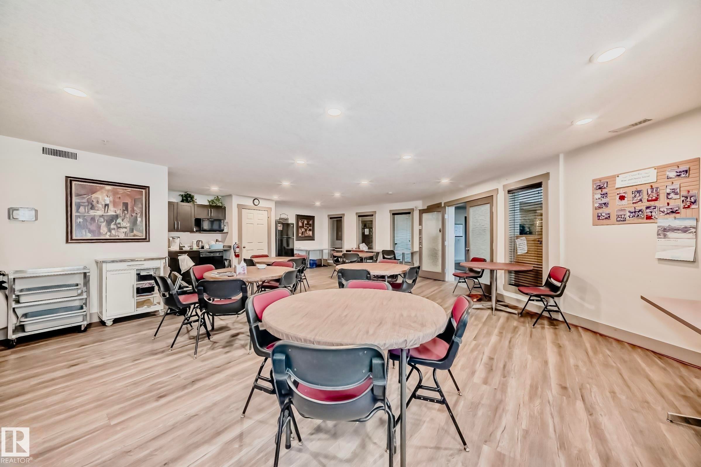 #131 16035 132 St Nw, Edmonton, AB