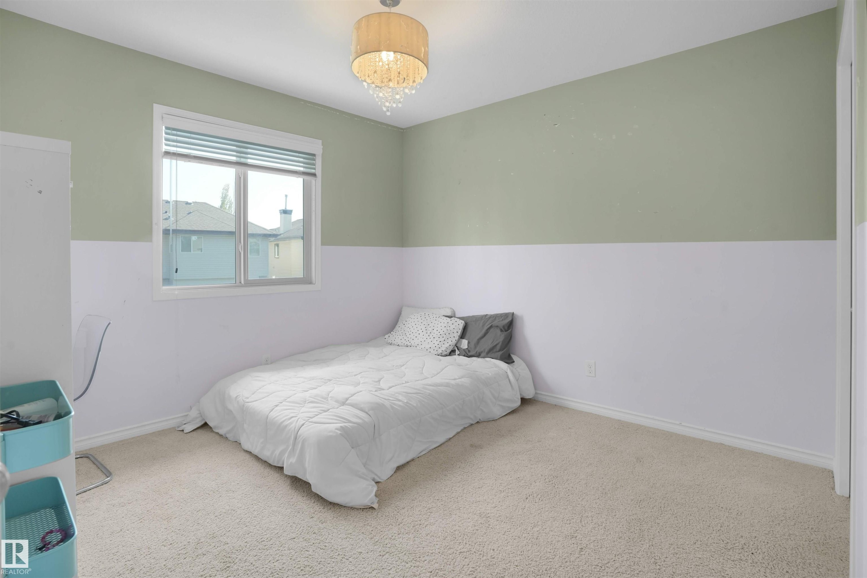 20705 56A Avenue Nw, Edmonton, AB