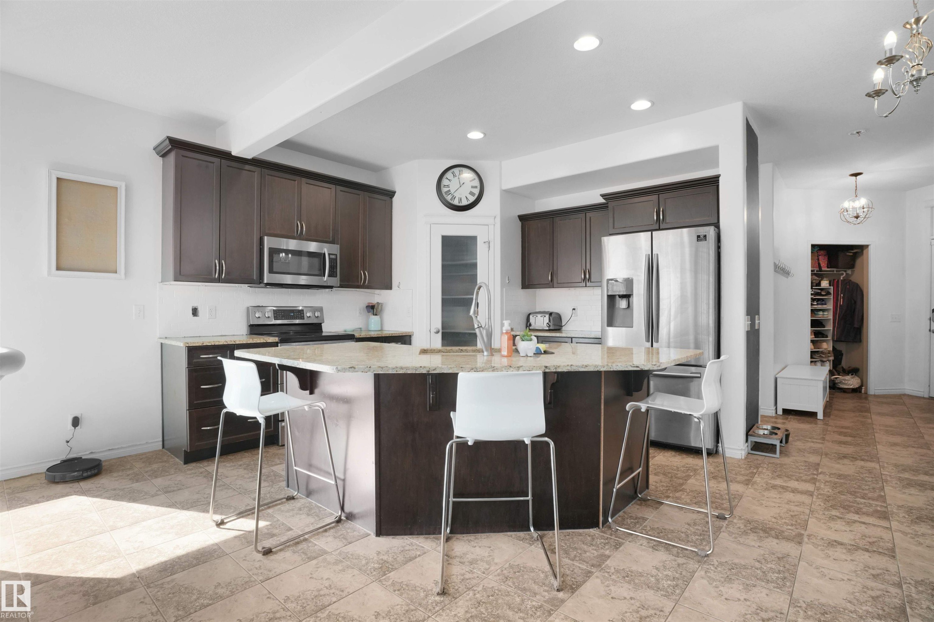 20705 56A Avenue Nw, Edmonton, AB