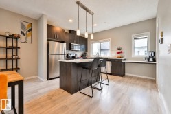 #26 804 WELSH DR SW Edmonton, AB T6X 1Y8
