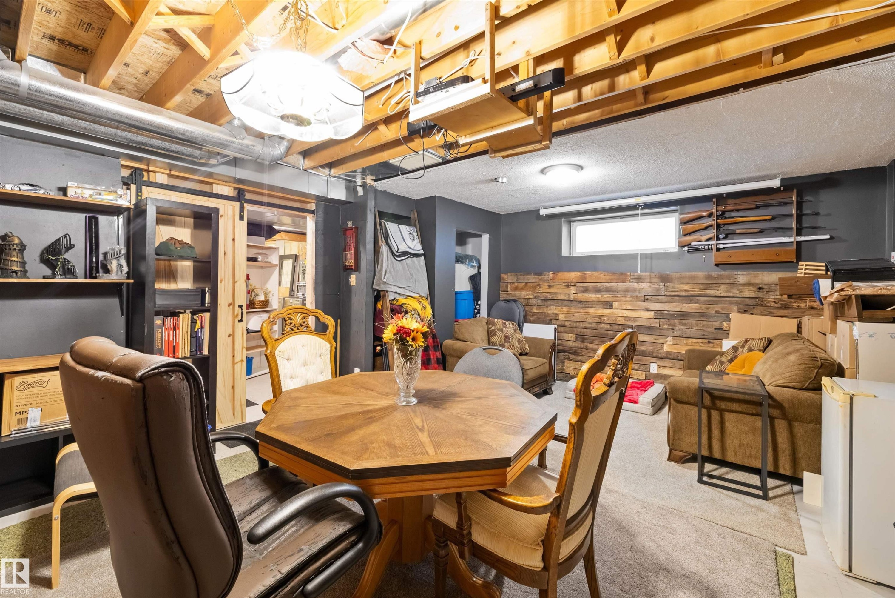 81 Michigan Street, Devon, AB