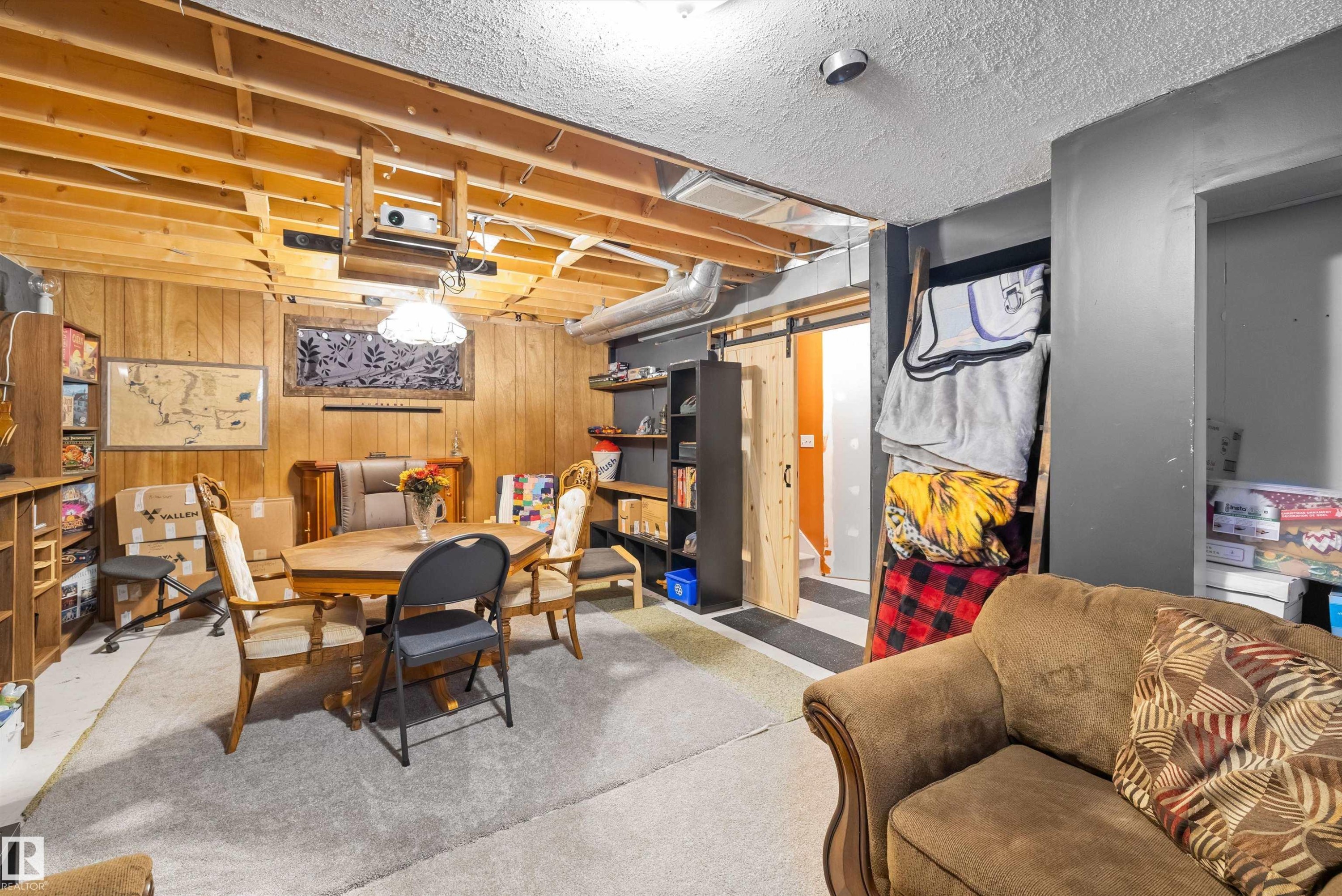 81 Michigan Street, Devon, AB