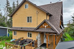 702 BLUE HERON Drive Rural Lac Ste. Anne County, AB T0E 1V0