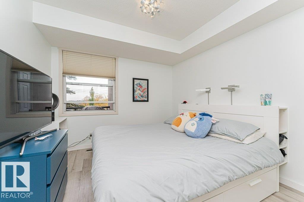 Bedroom - #202 9503 101 Av Nw, Edmonton, AB