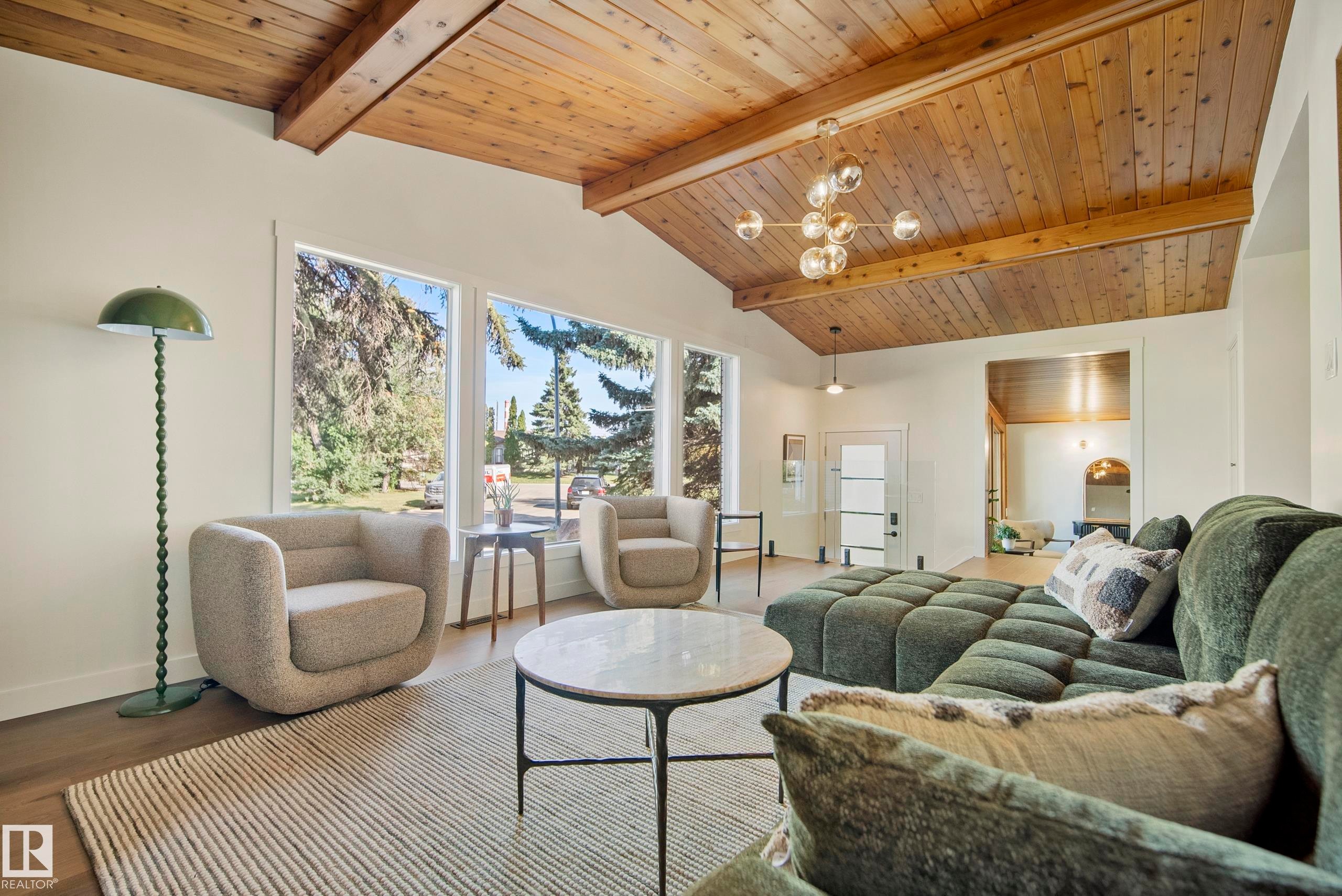 Vaulted wood-paneled ceiling with exposed beams - 10316 42 Street Nw, Edmonton, AB