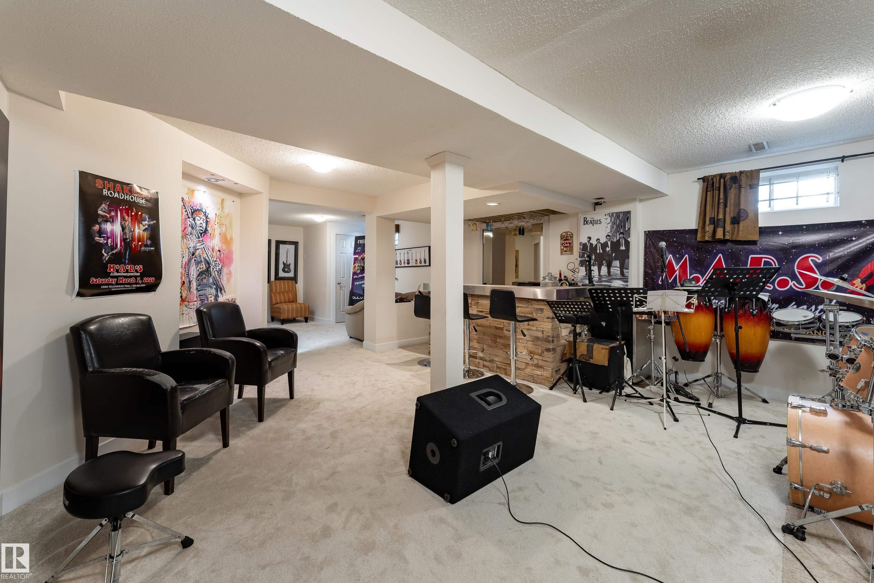 18919 91 Avenue Nw, Edmonton, AB