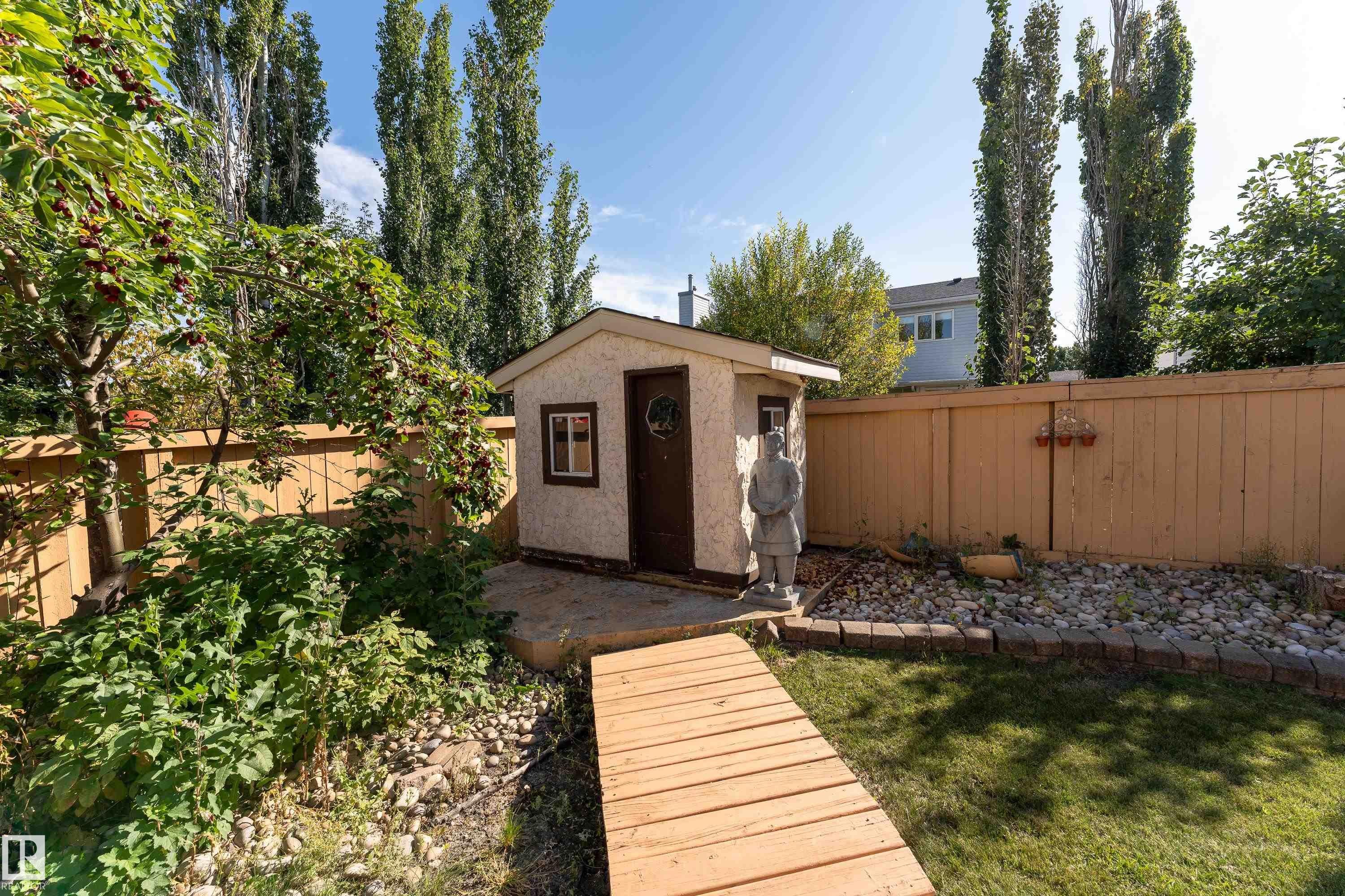 18919 91 Avenue Nw, Edmonton, AB