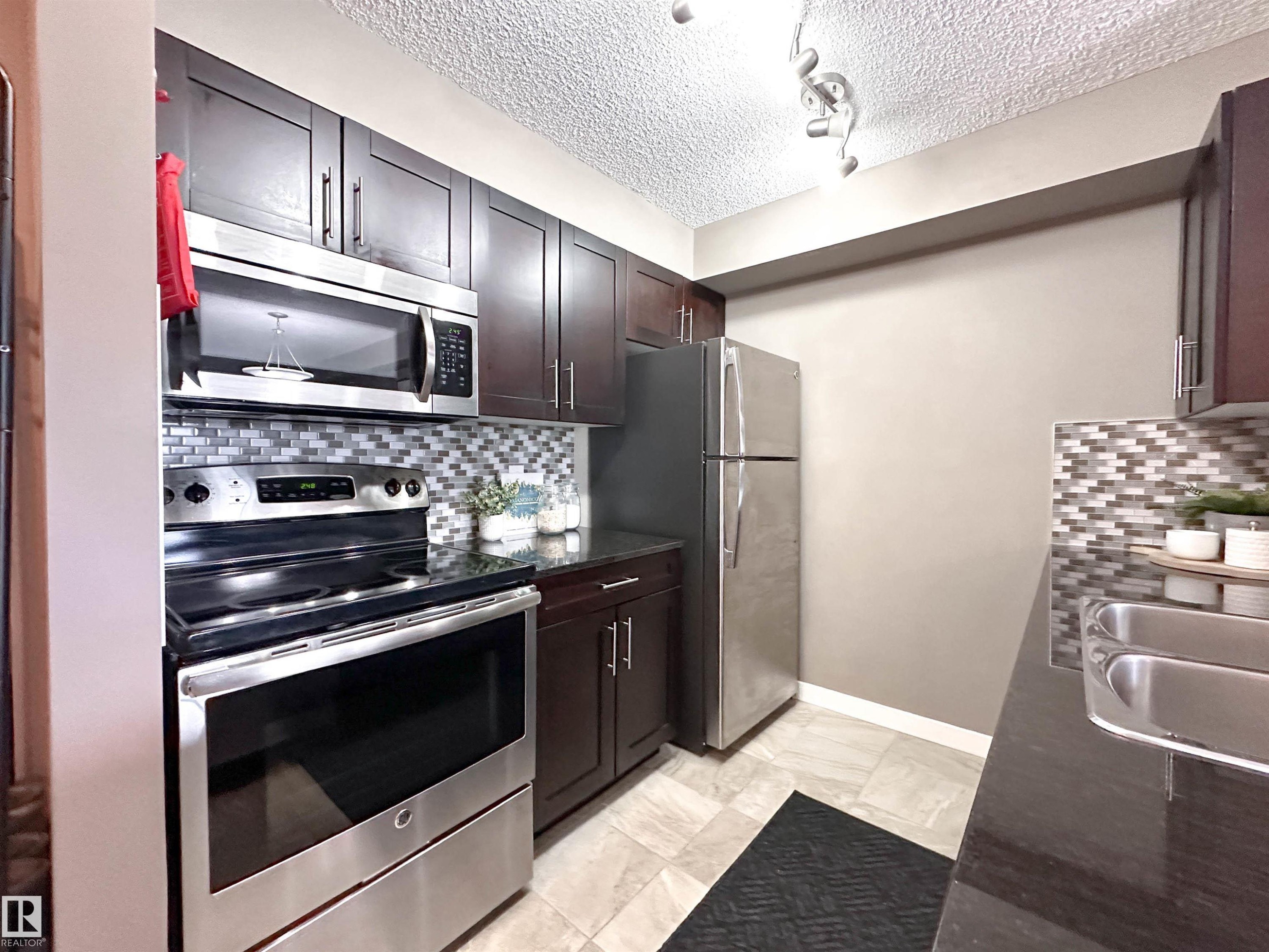 #204 25 Element Dr, St. Albert, AB