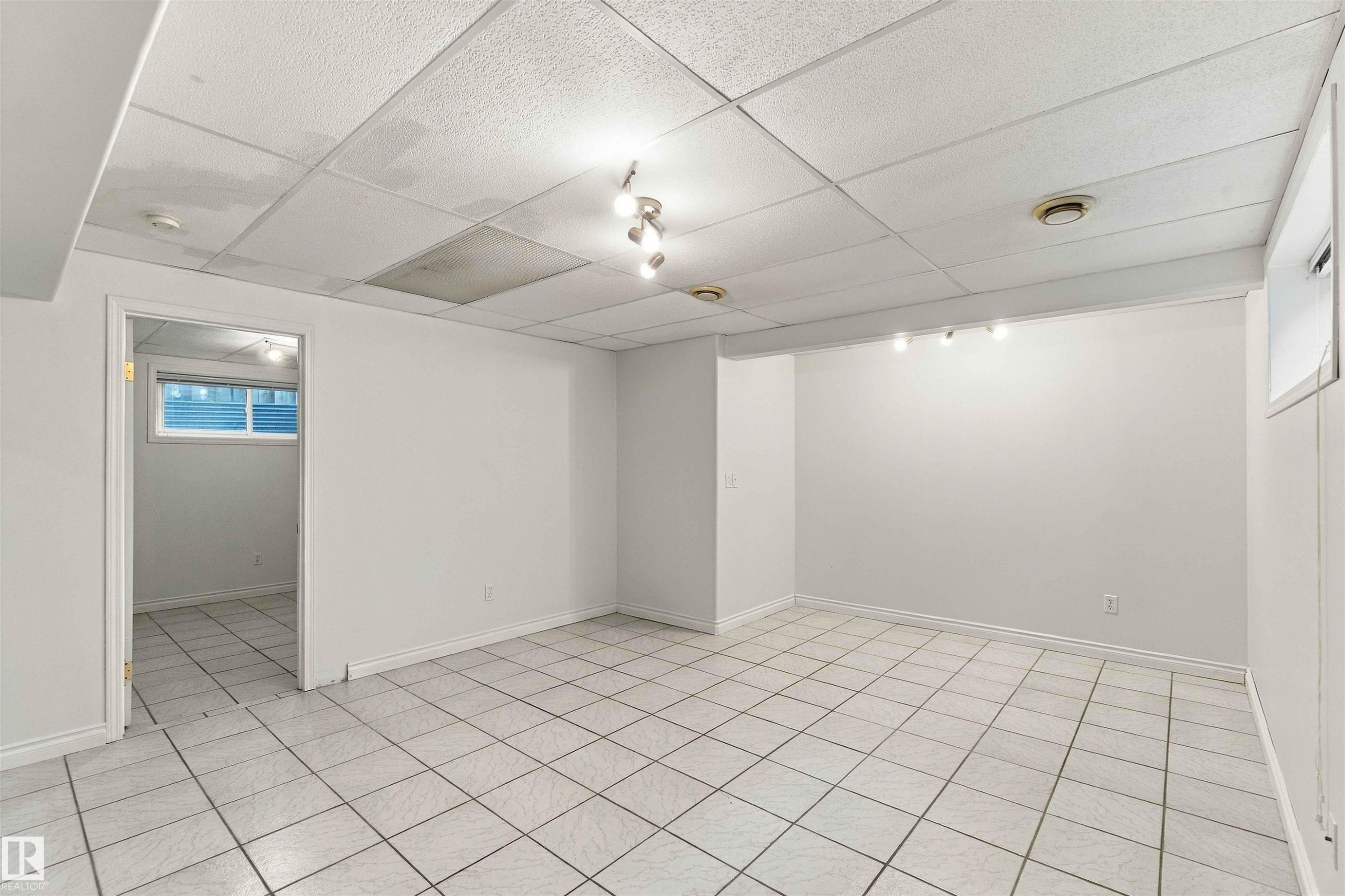 Additional content - 3524 Mclean Crescent Sw, Edmonton, AB