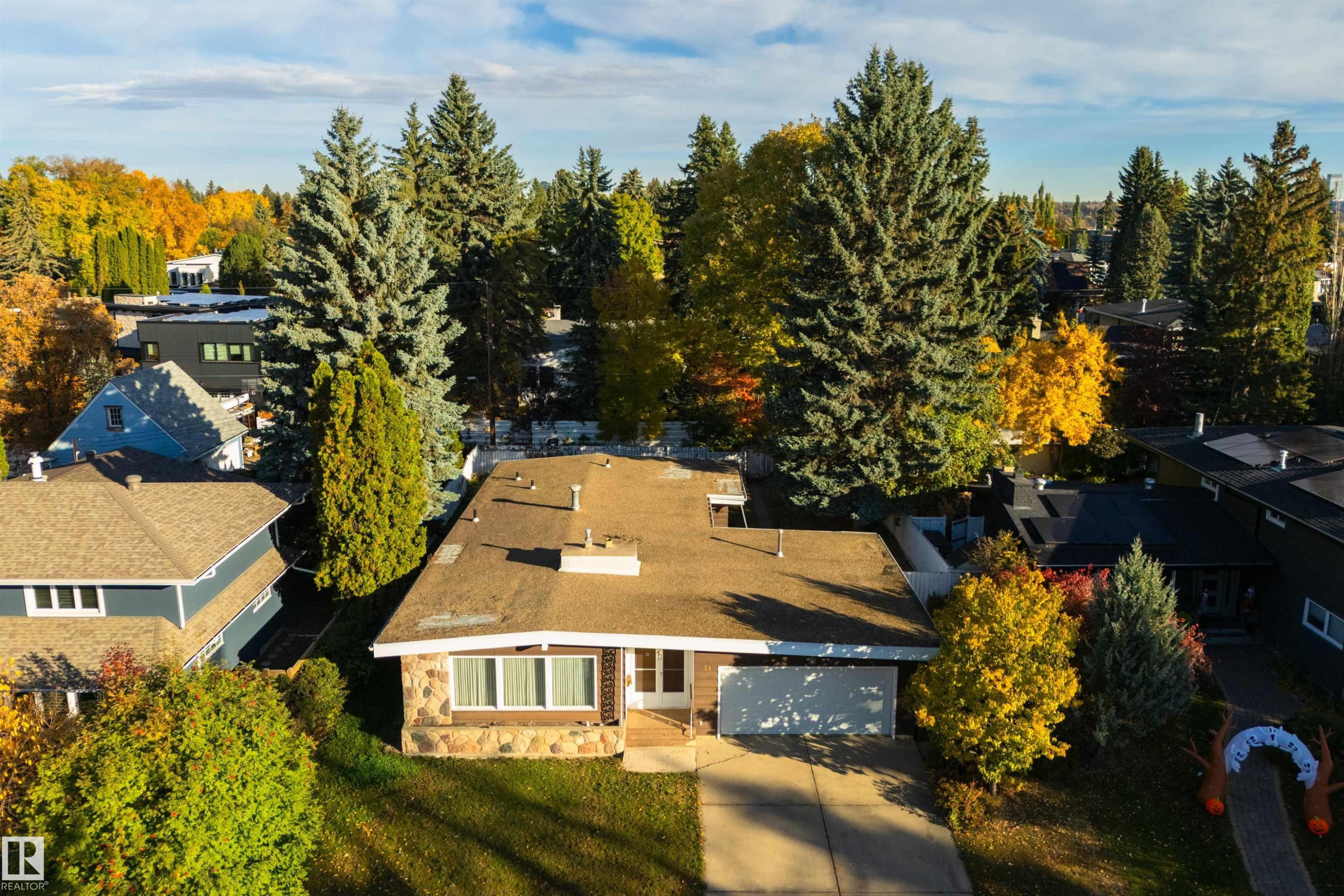24 Valleyview Crescent Nw, Edmonton, AB