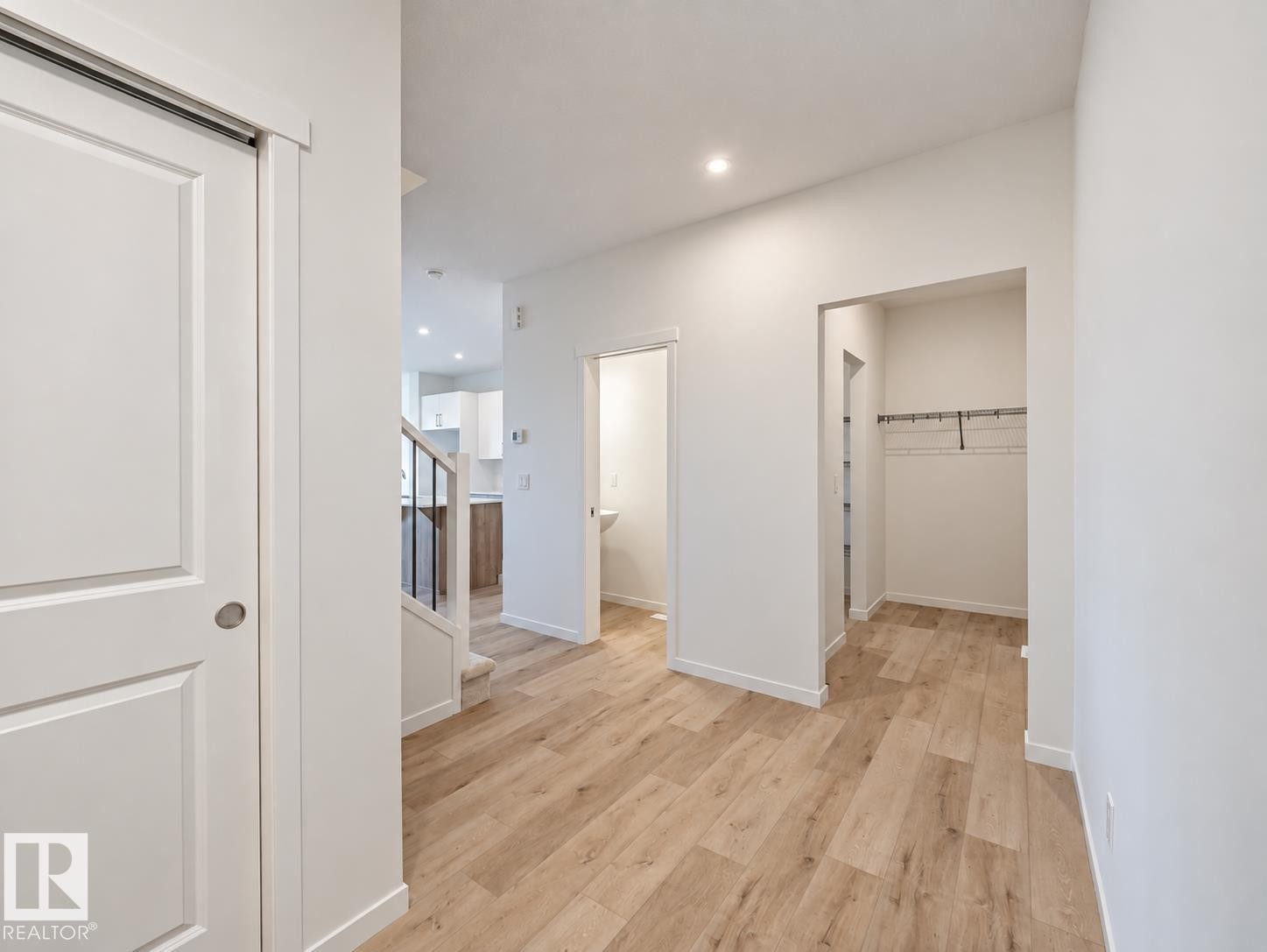 19552 30 Avenue Nw, Edmonton, AB