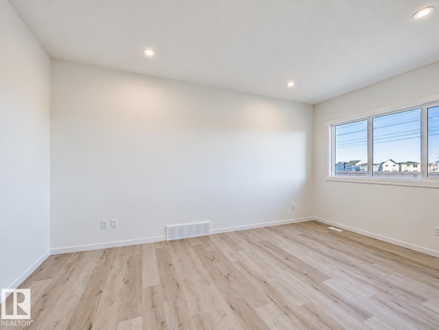19552 30 Avenue Nw, Edmonton, AB