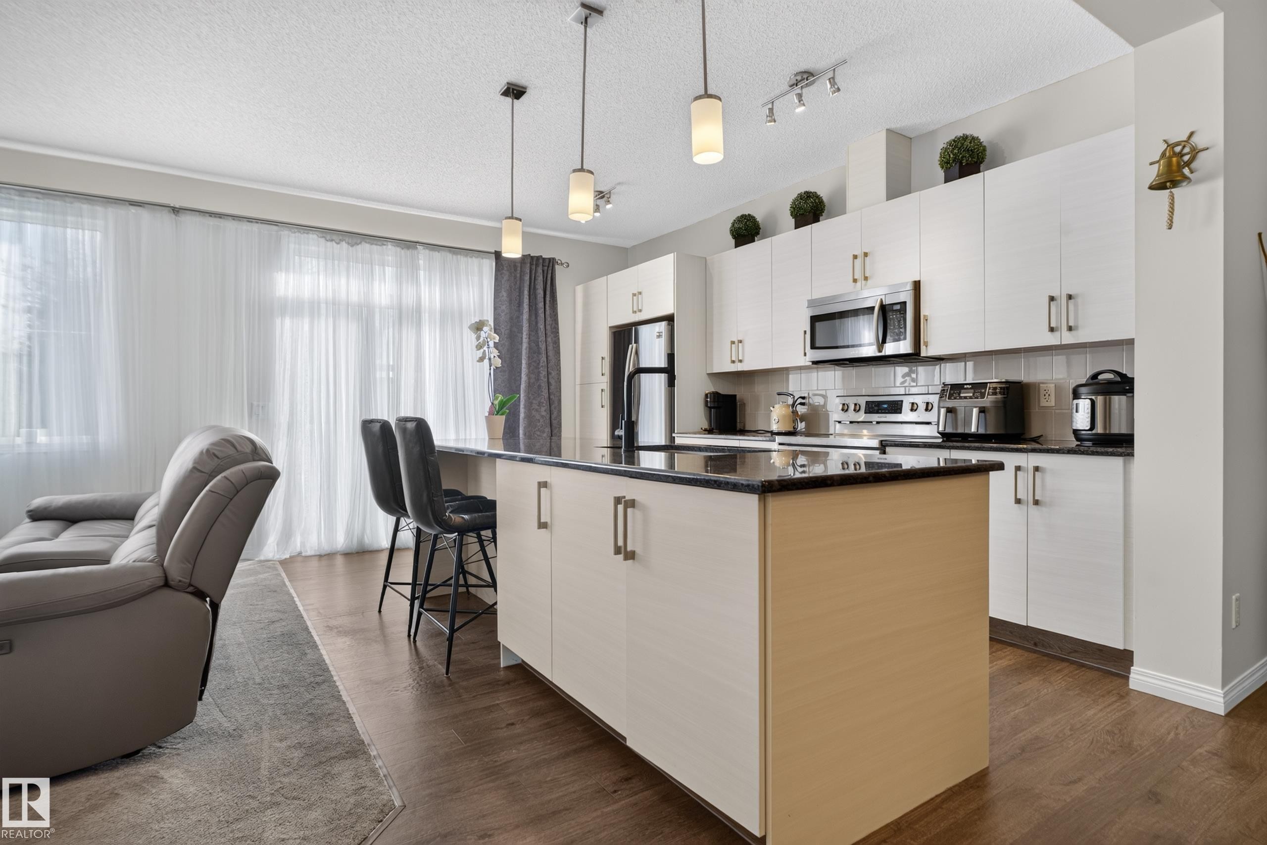 2835 Duke Crescent Sw, Edmonton, AB