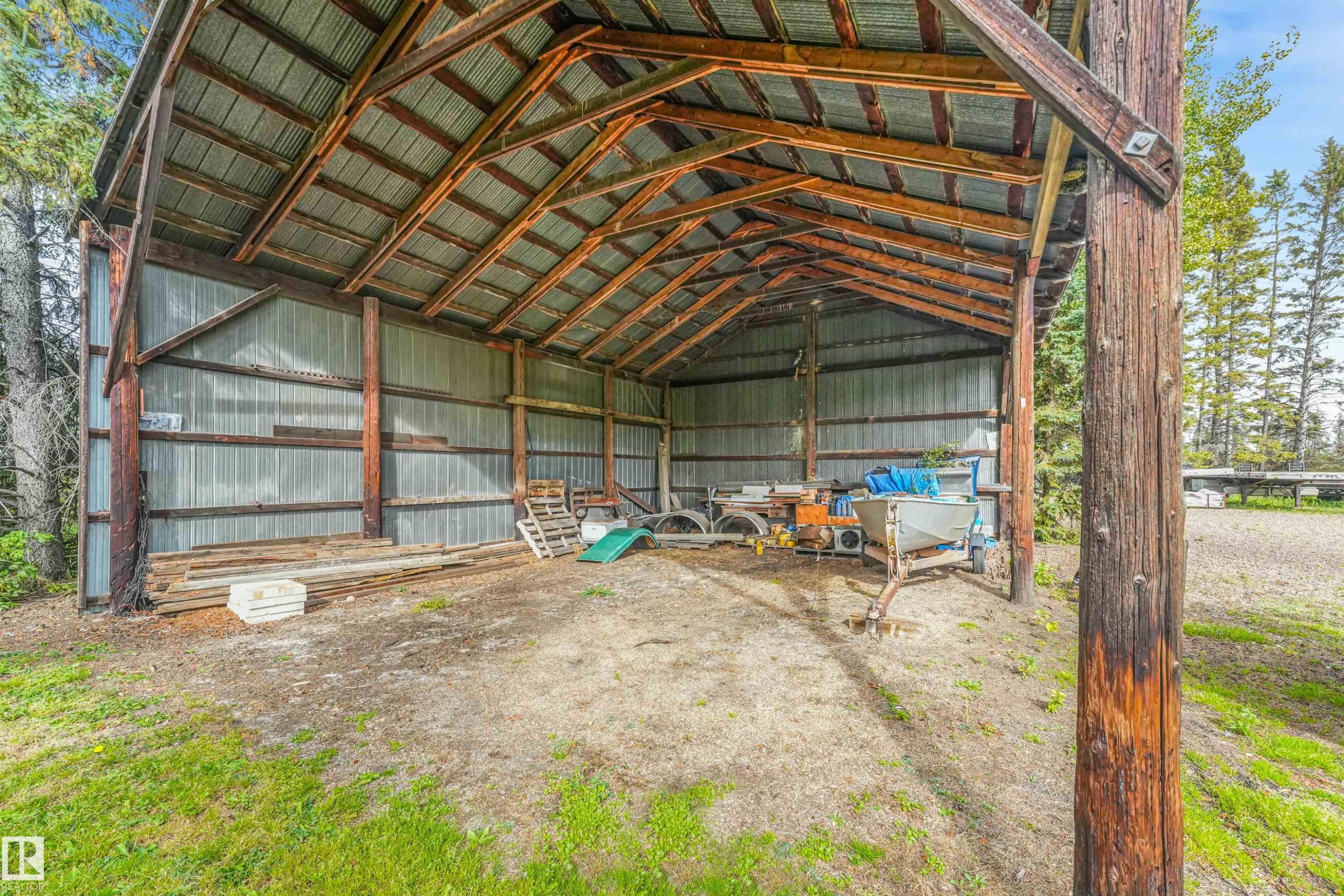 572004 Highway 857, Rural Two Hills County, AB