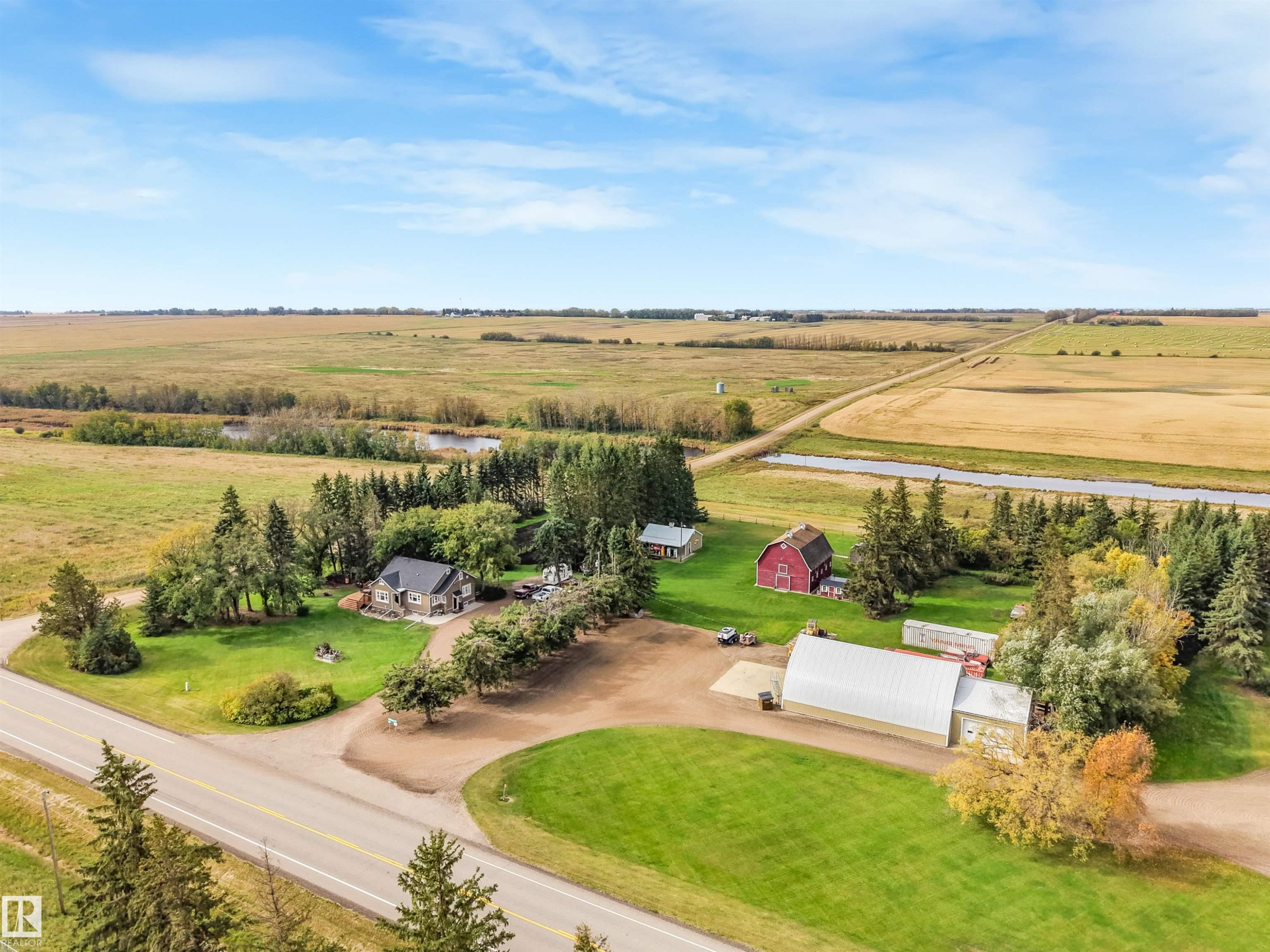 572004 Highway 857, Rural Two Hills County, AB