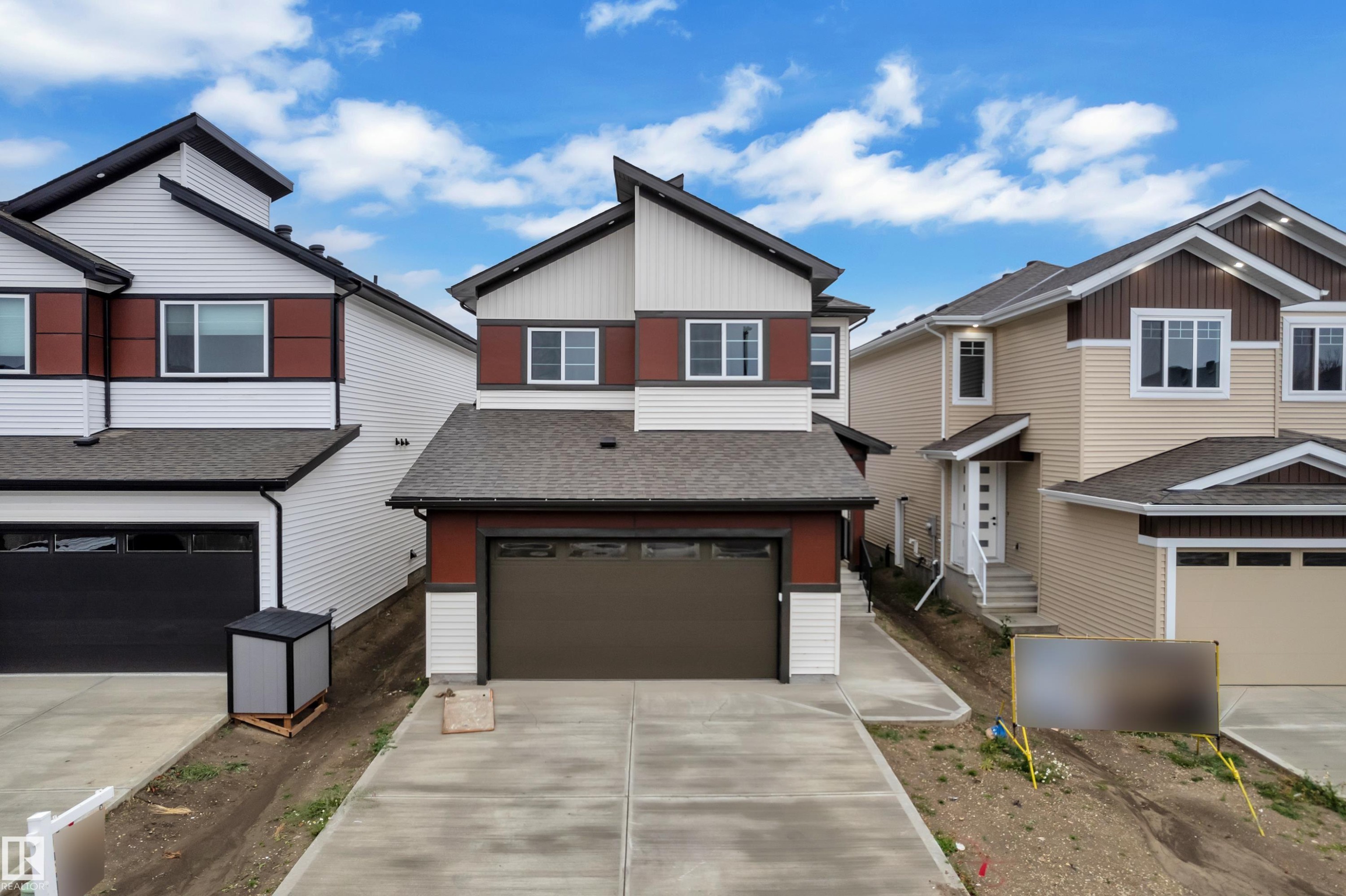 741 Astoria Way, Devon, AB