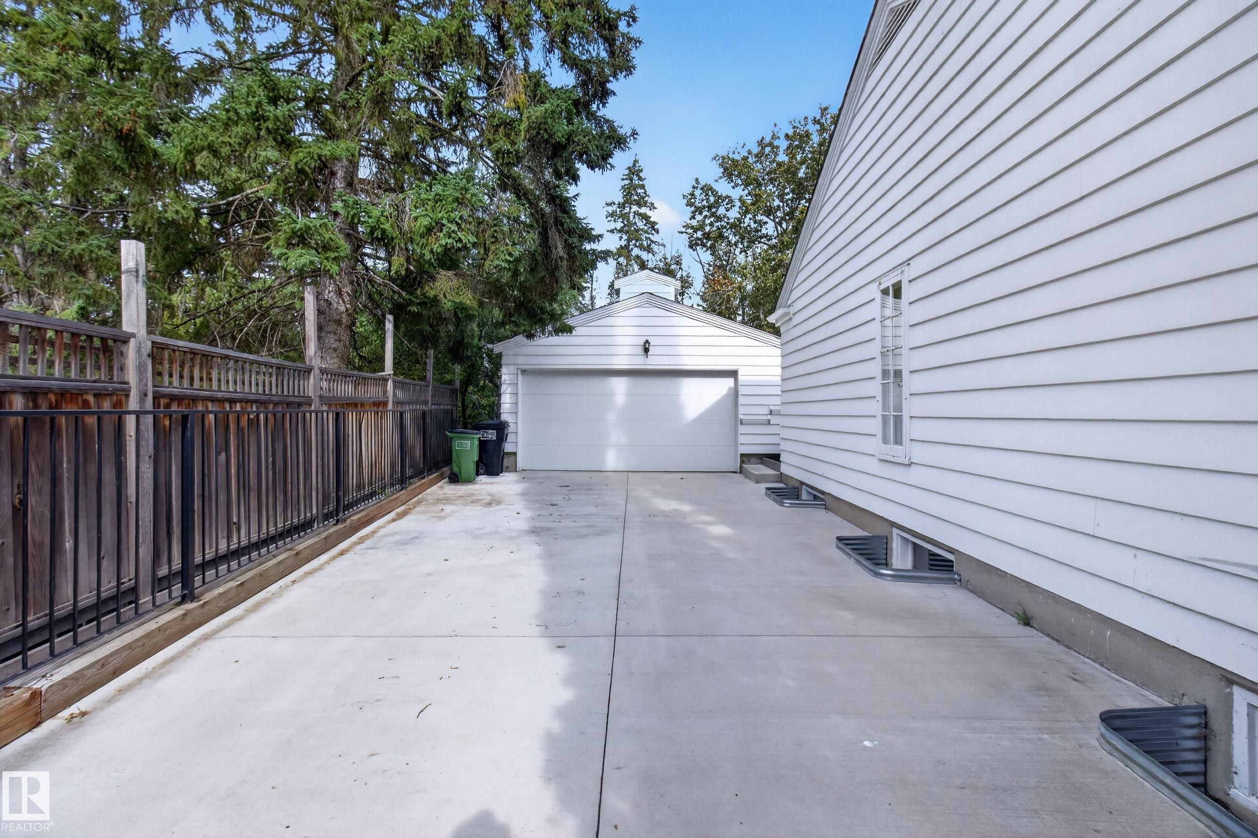12304 Grand View Drive Nw, Edmonton, AB