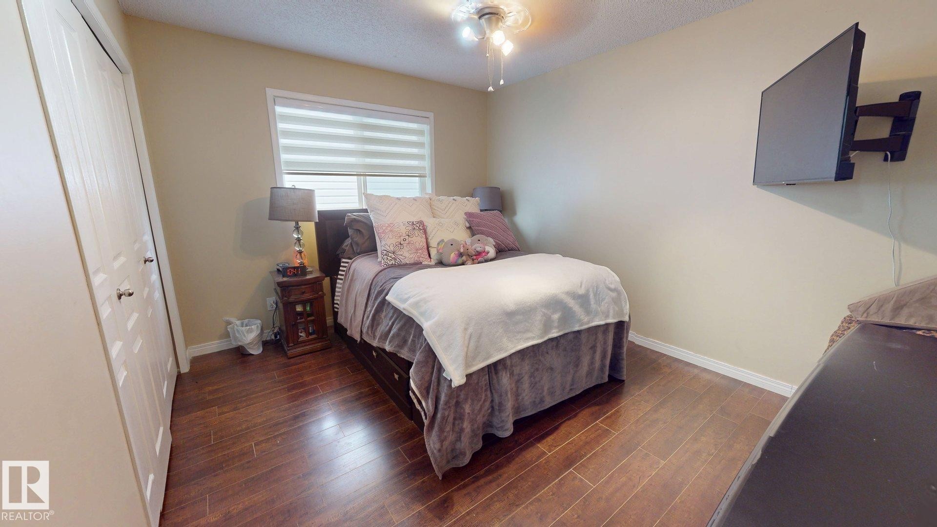15135 43 Street Nw, Edmonton, AB