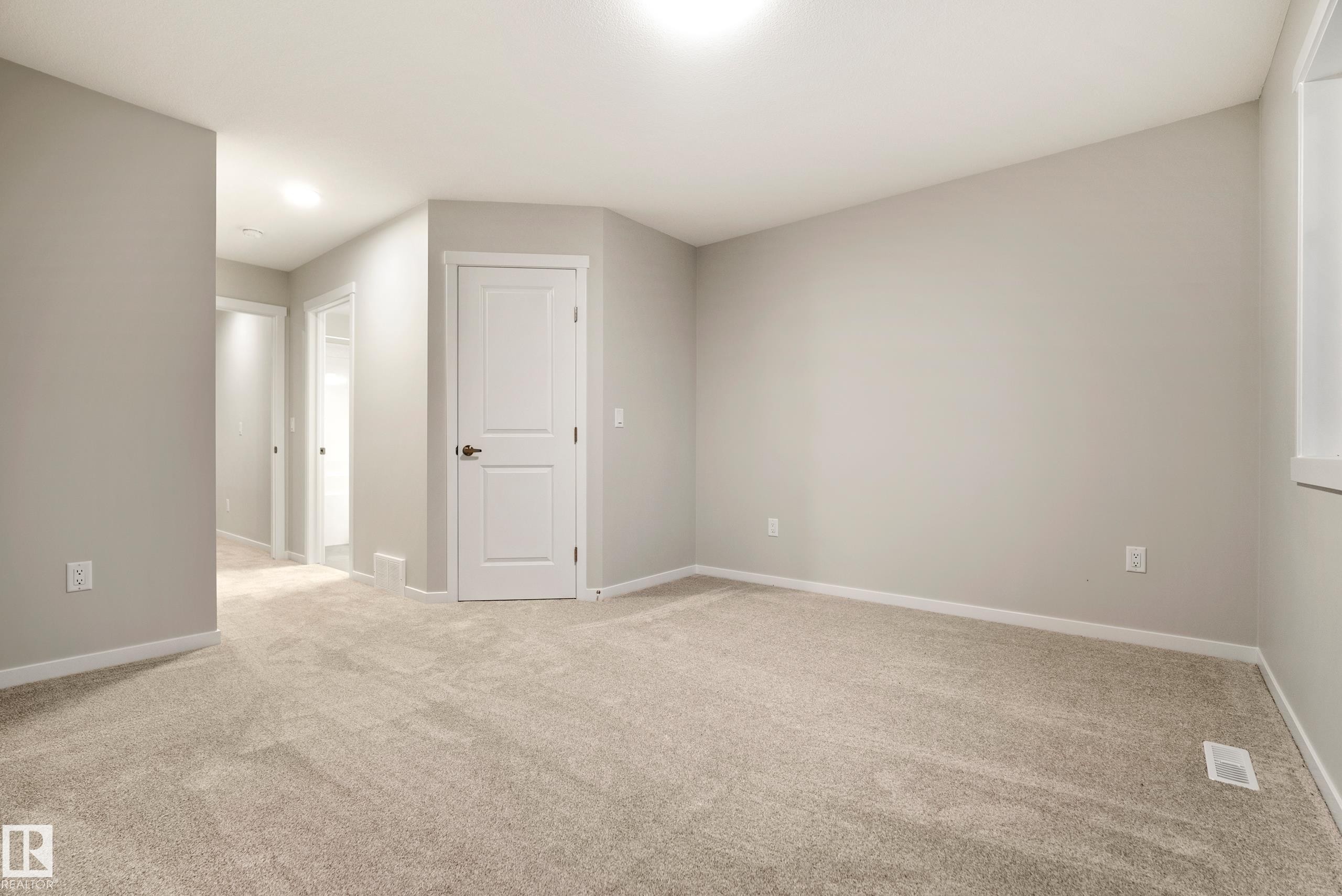 17216 4 Street Nw, Edmonton, AB