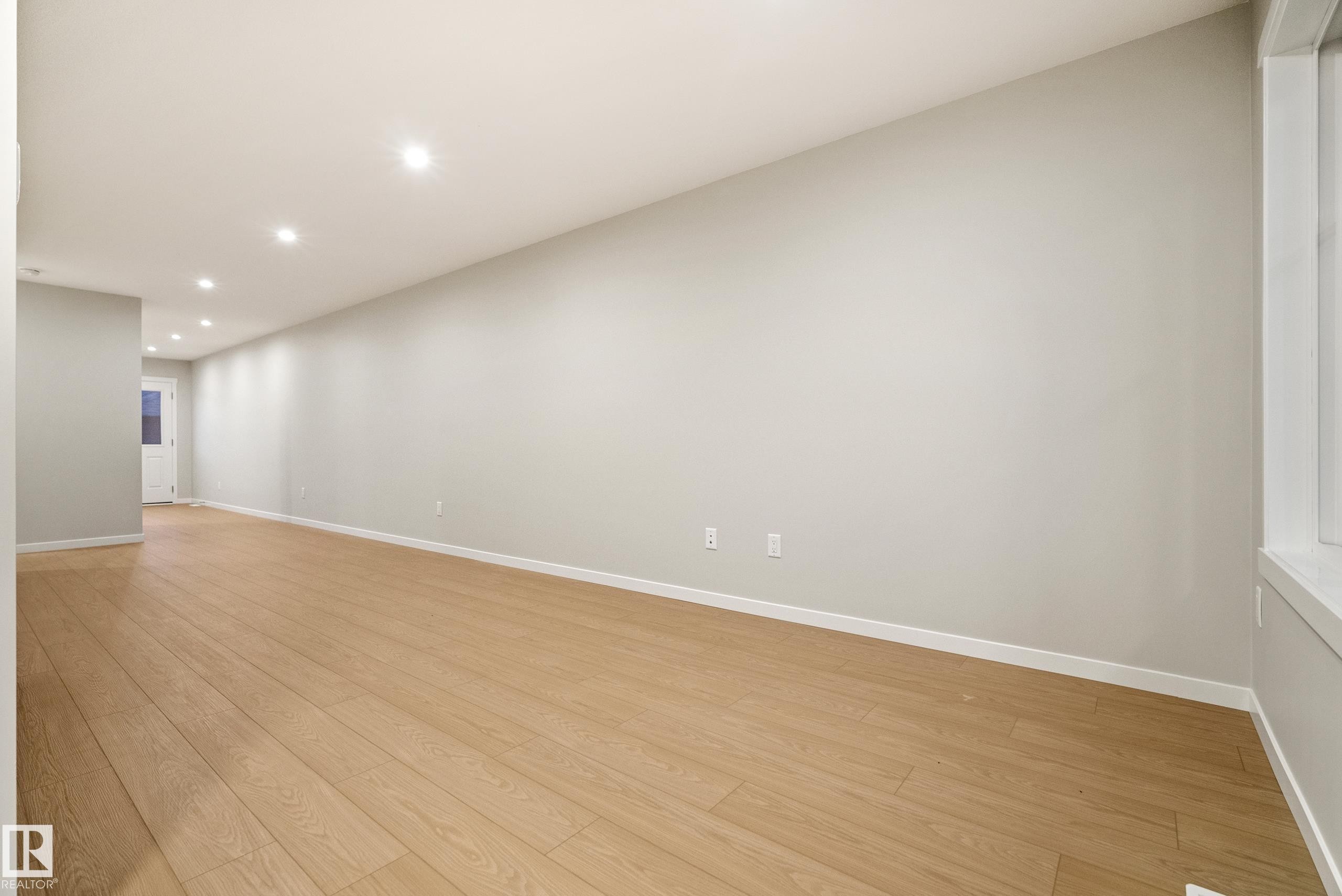 17216 4 Street Nw, Edmonton, AB