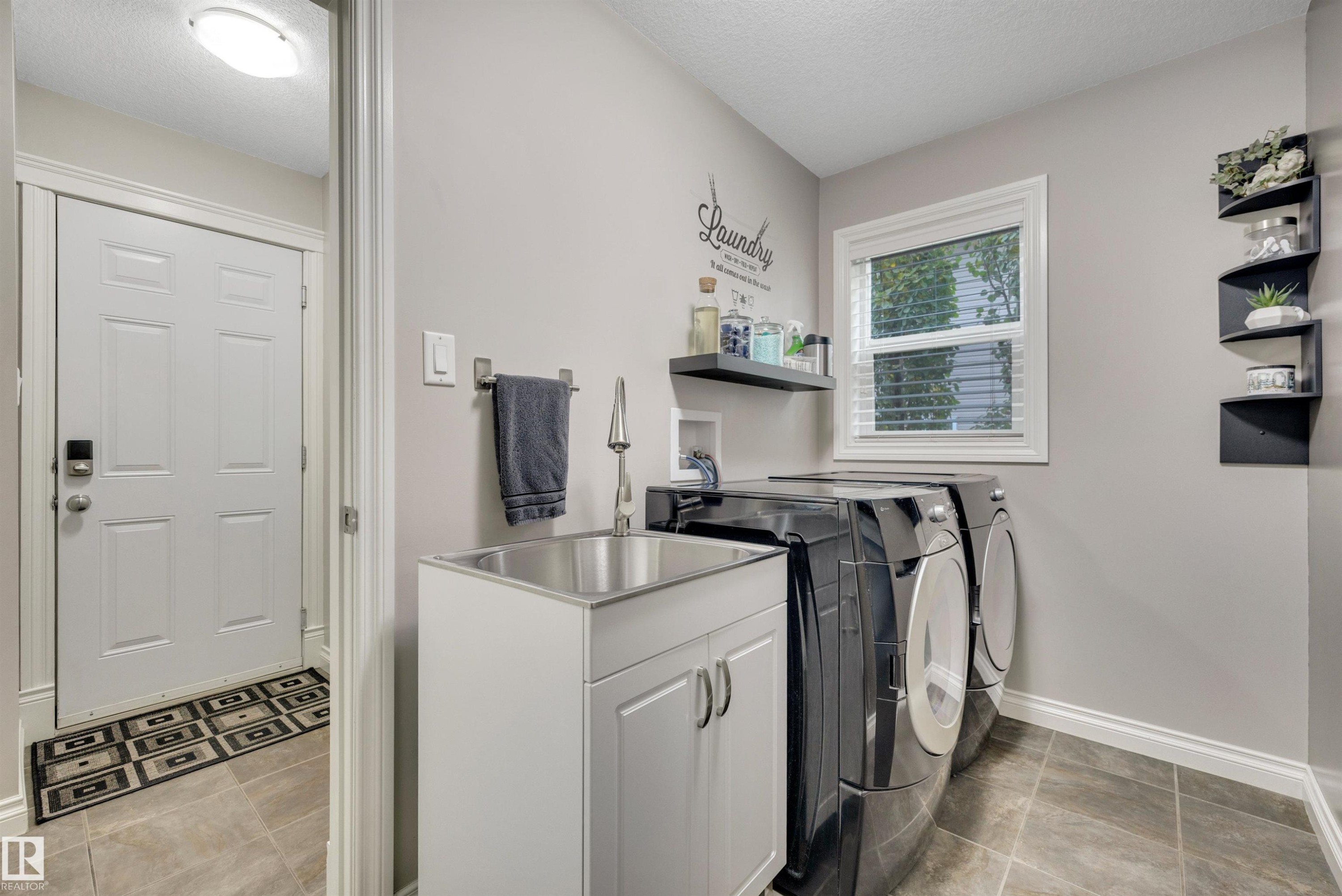 310 Ash Close, Leduc, AB