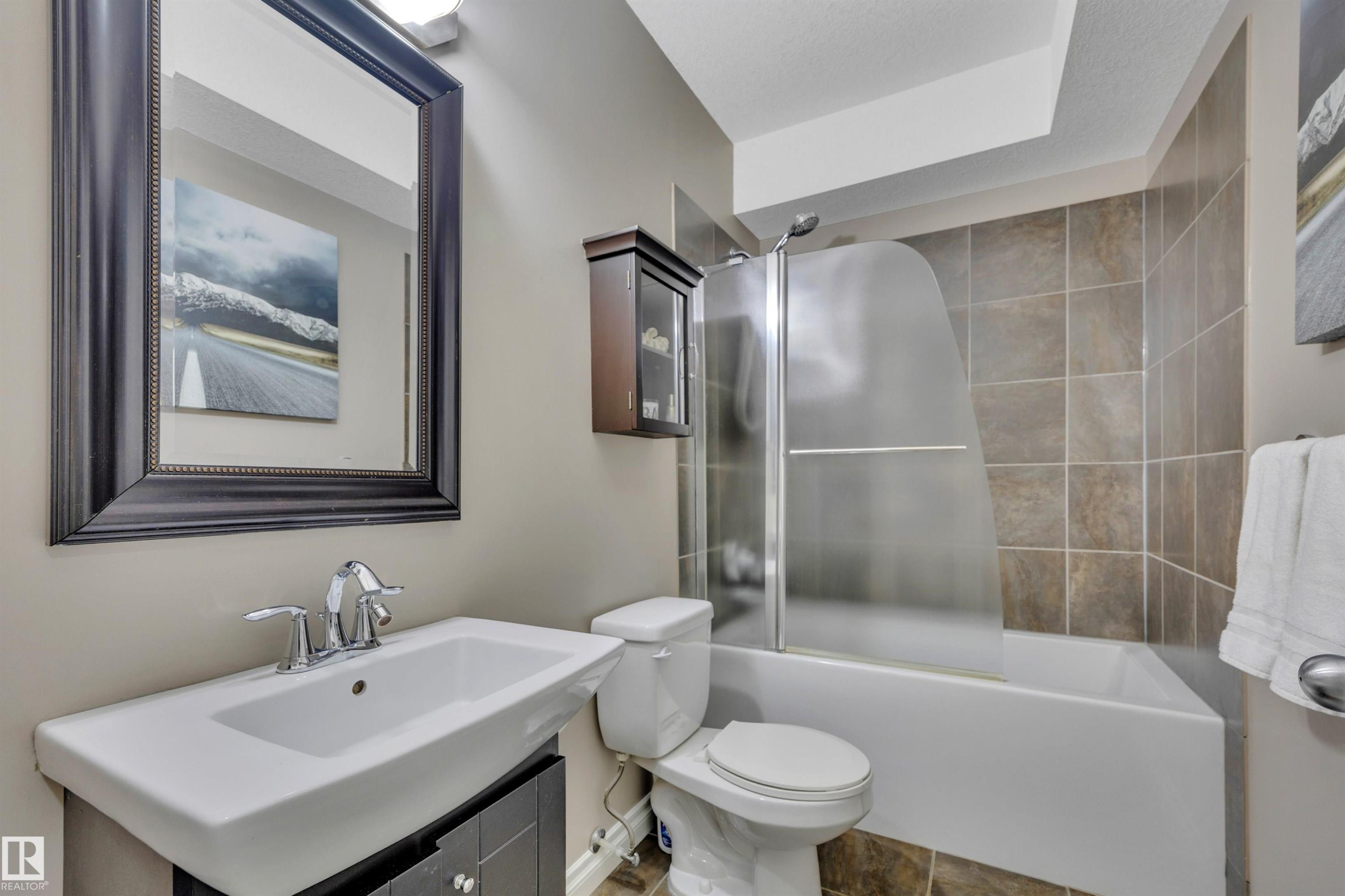 310 Ash Close, Leduc, AB