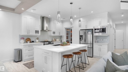 7520 174 Avenue Nw, Edmonton, AB 
